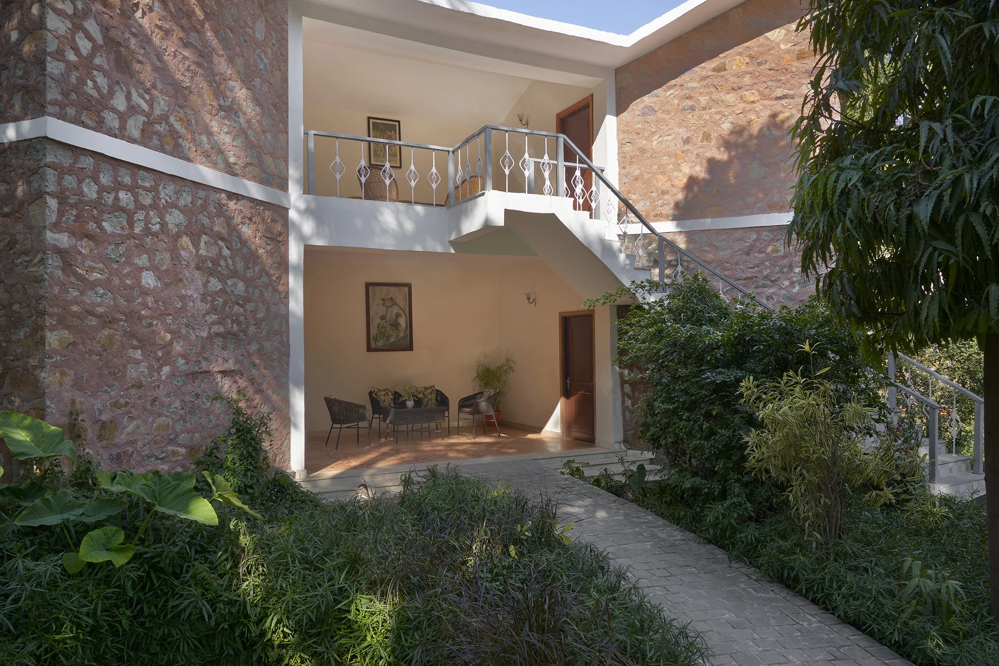 JAIRR_Winter Green Outdoor Seating Area_KING_TWTW.jpg