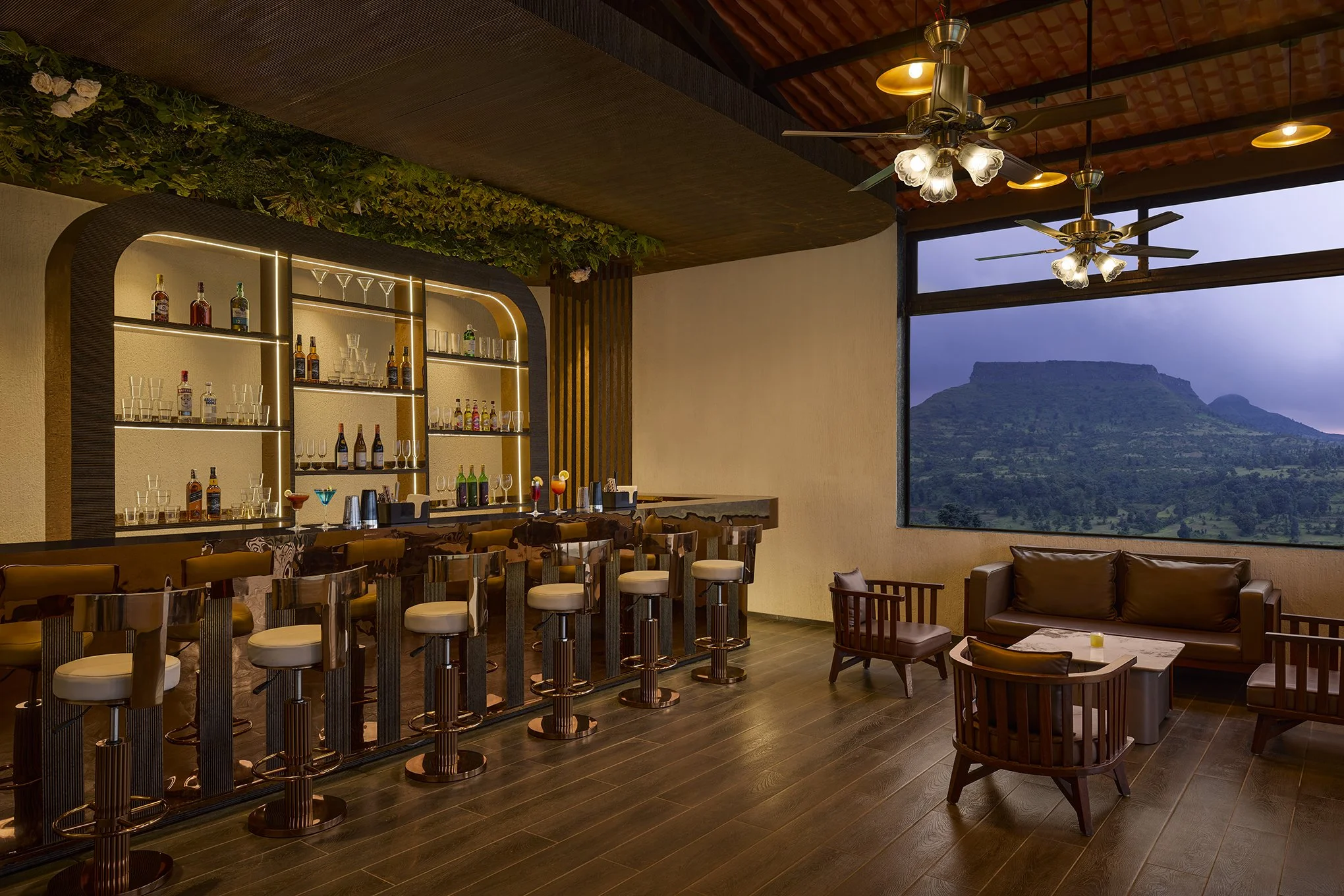 ISKFH_Kahatras Deck_Bar.jpg