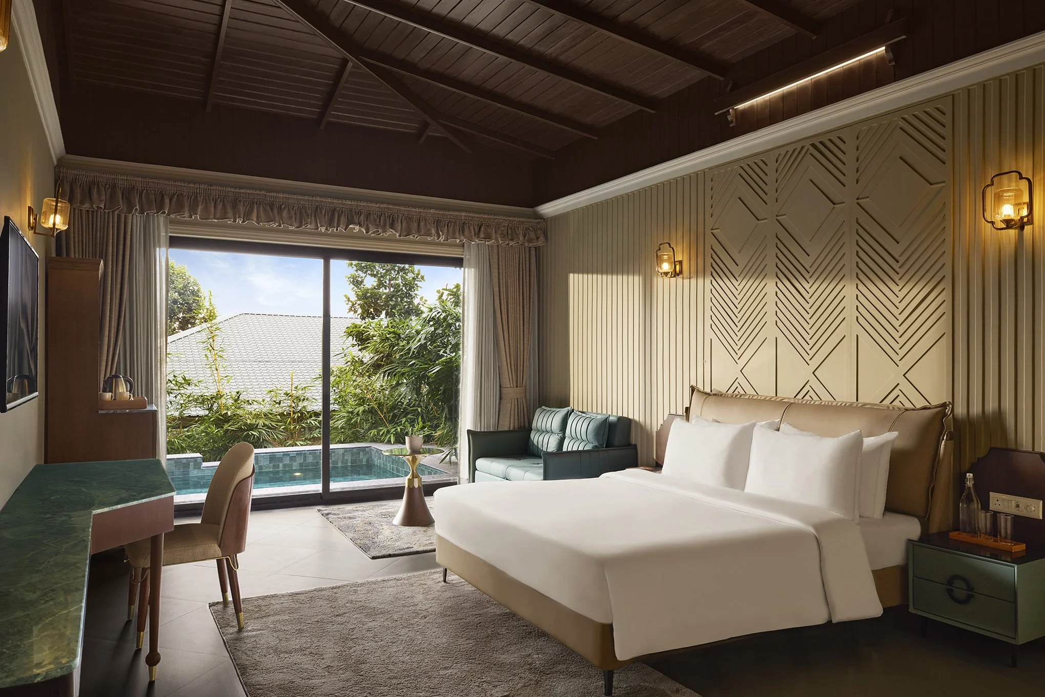 PGHRJ _ FernClassicPremium_Master_King_EKNG.jpg