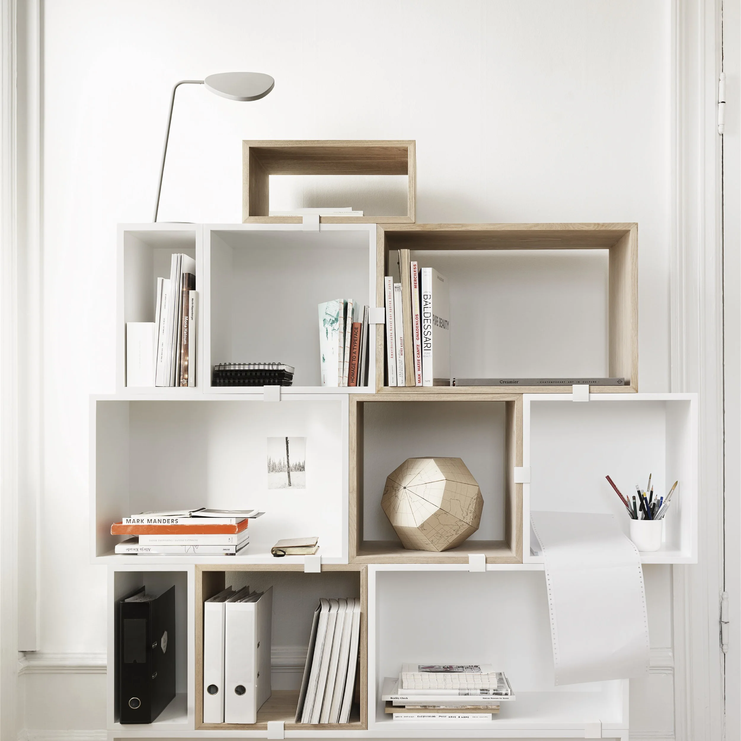 Stacked-Leaf-Office-Setting-org_(150).jpg