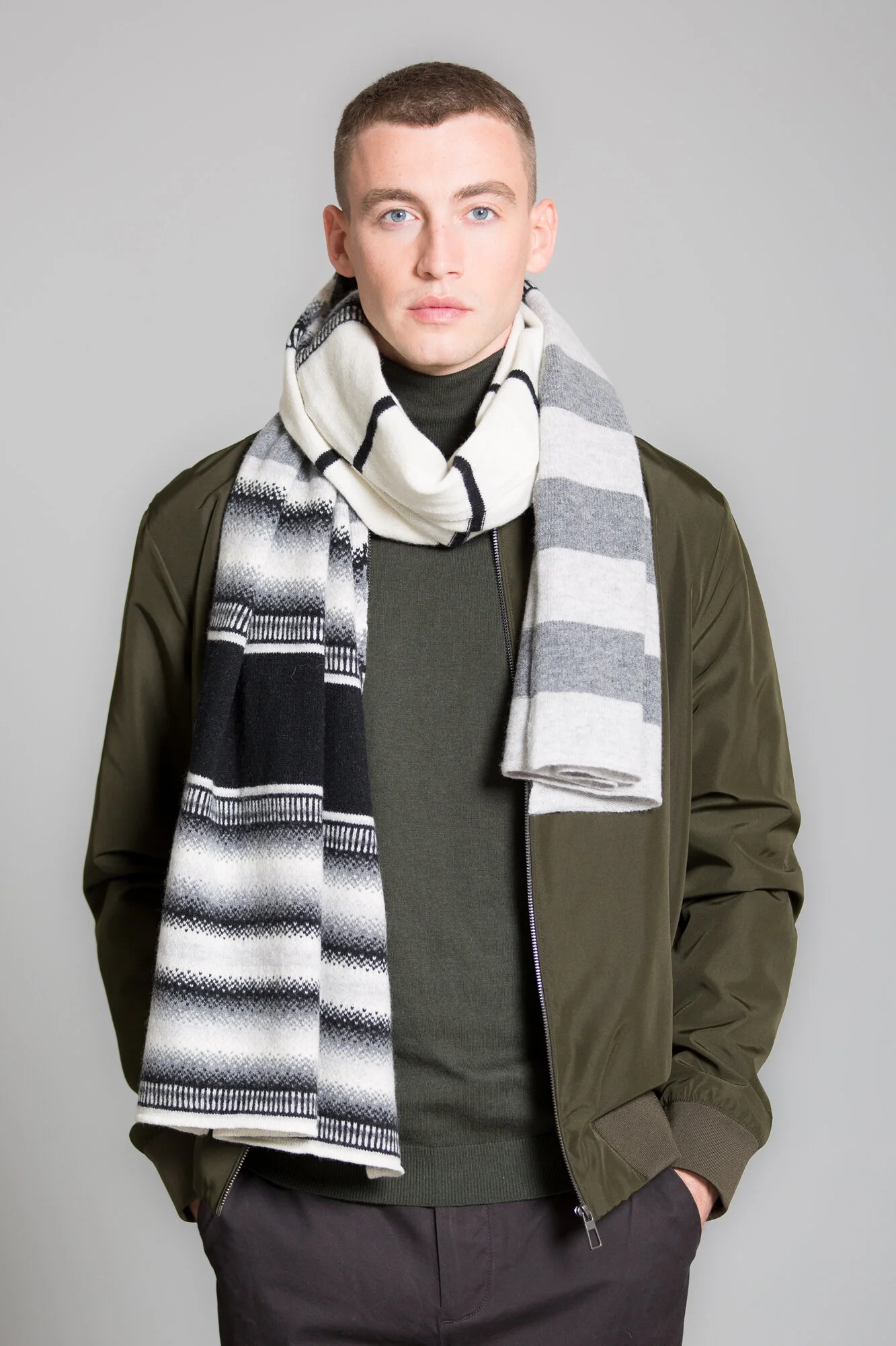 GREEN THOMAS AW19 OMBRE SHAWL MONO MIX.jpg