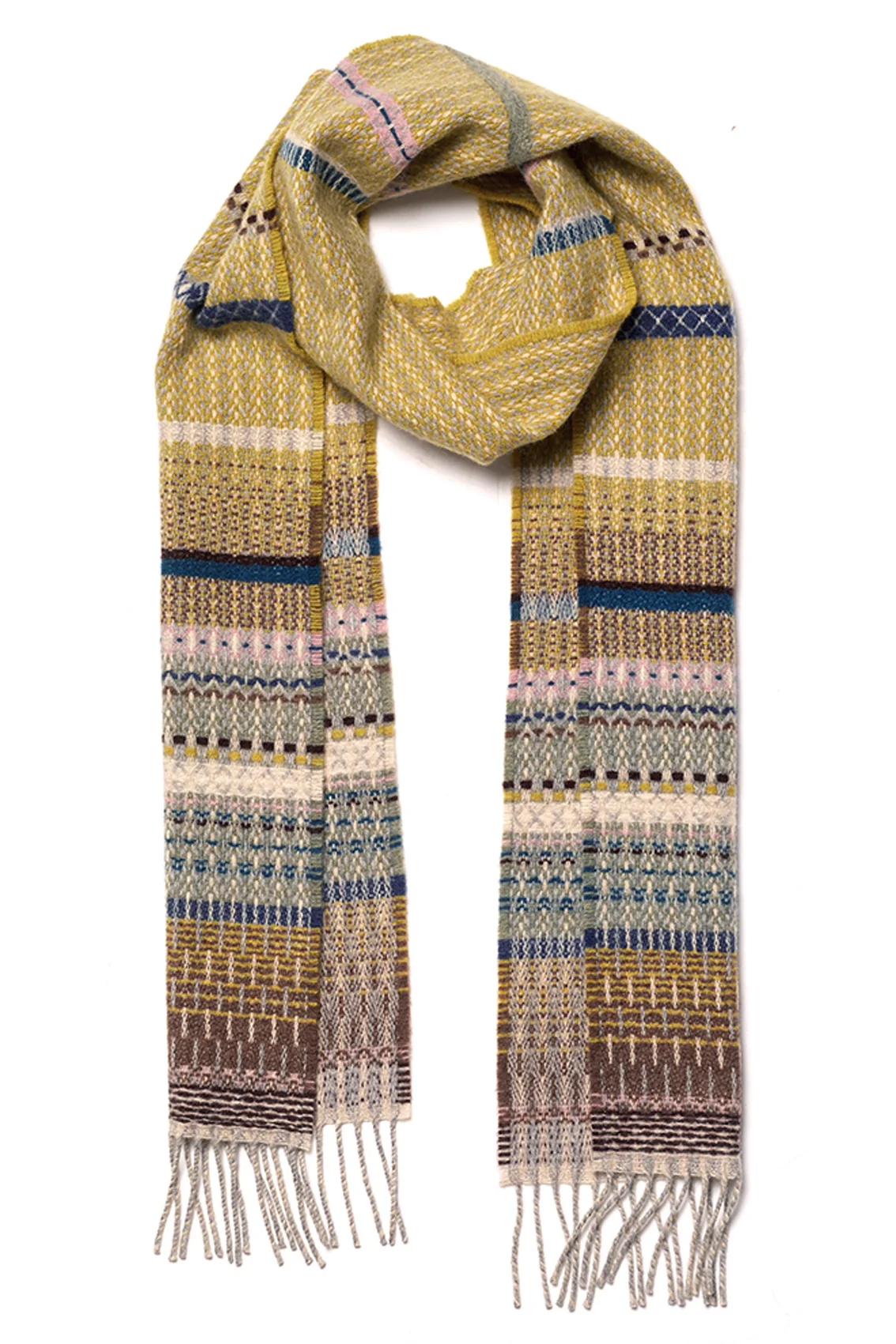 Scarf_LambswoolPattern_NoahWheat_72_18465copy.png