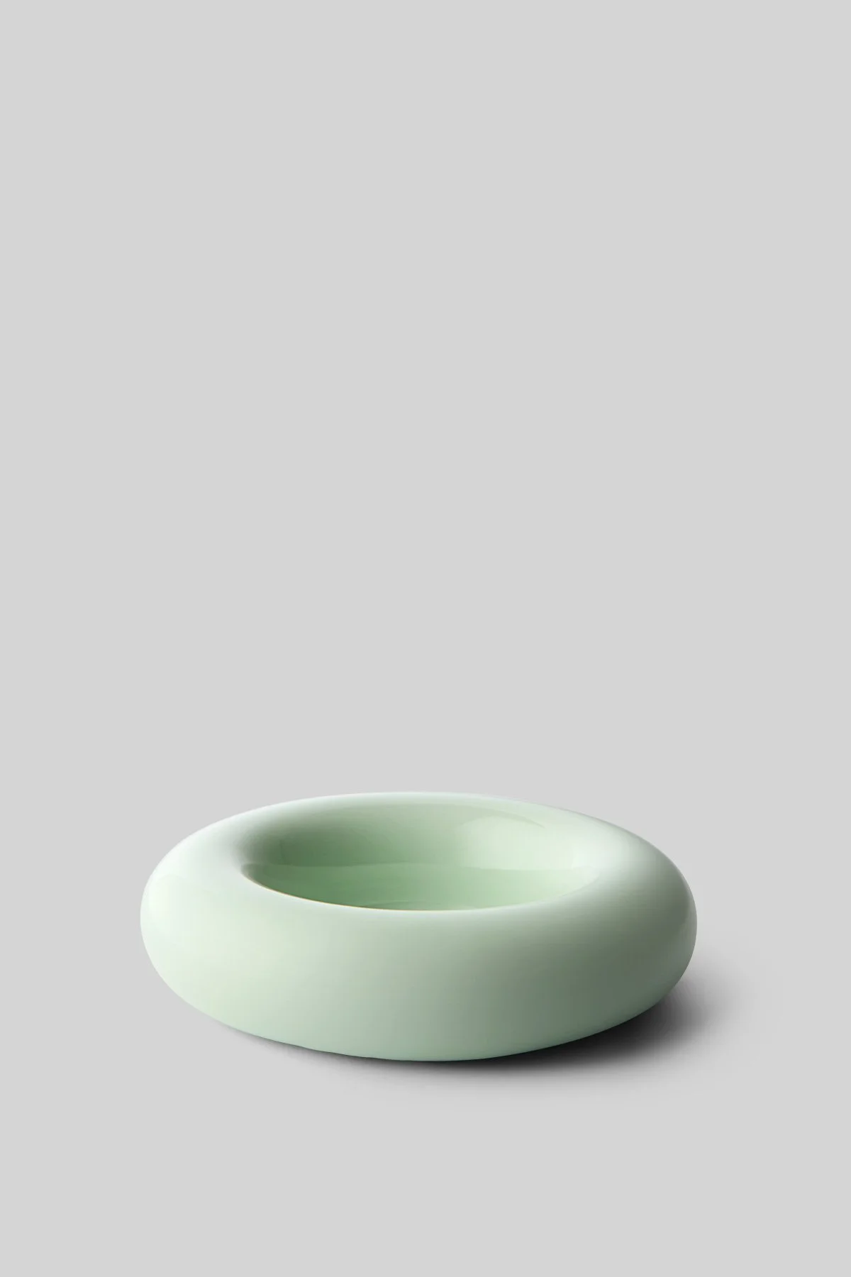 BOB CANDLE HOLDER LARGE MINT primary.jpg