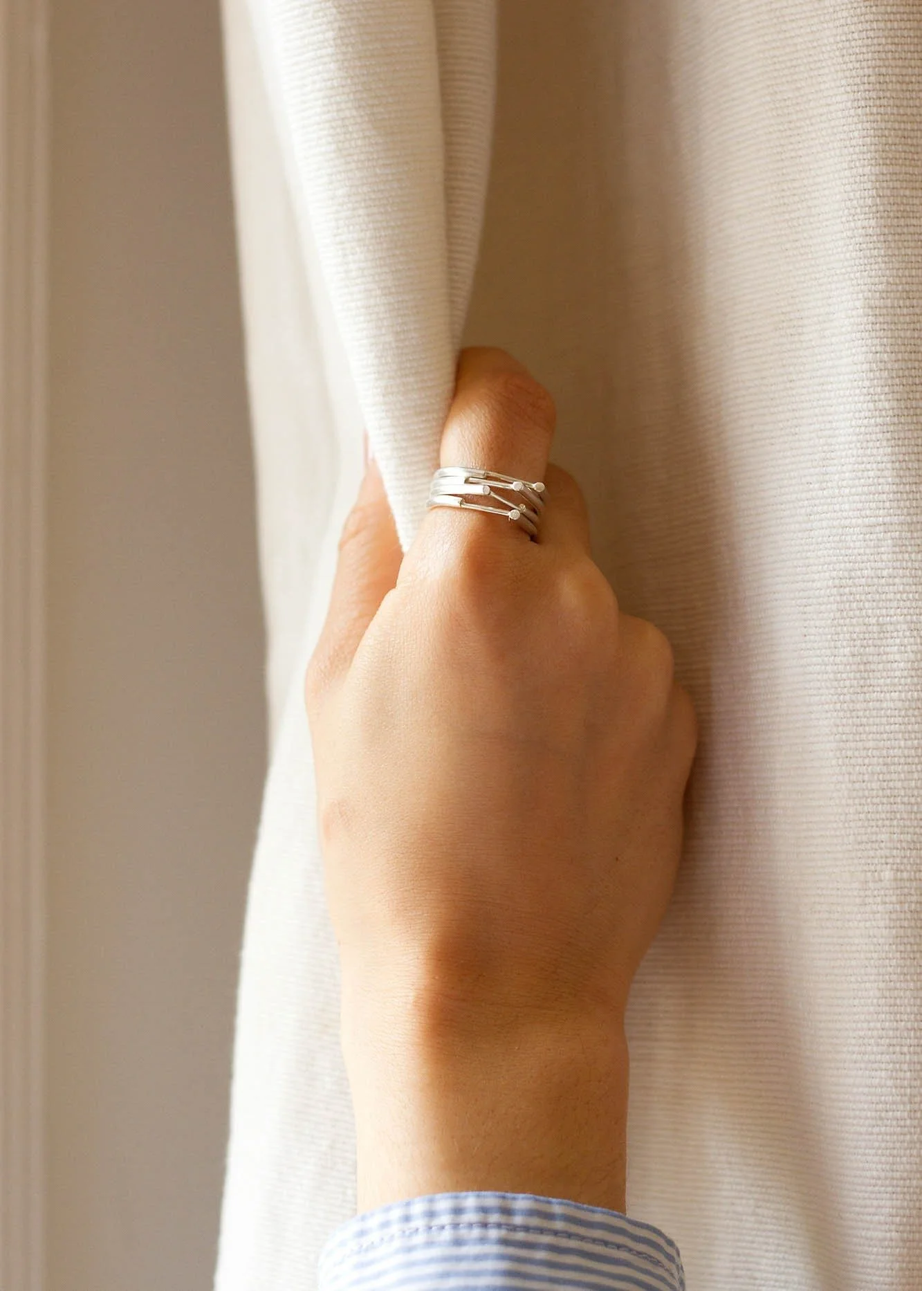 Ruth_Leslie_Nook_Ring_1.jpg