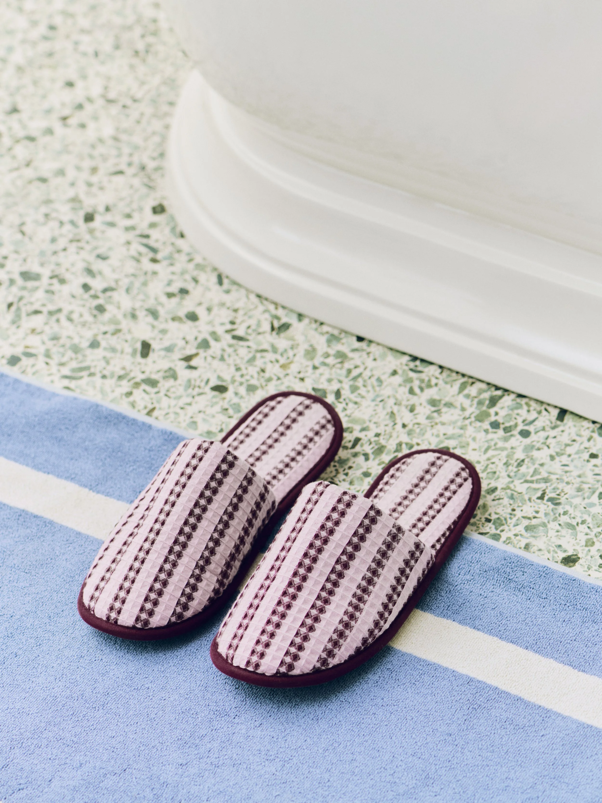 Waffle Slippers Stripe Cool pink_Stripe Bath Mat dusty blue.jpg