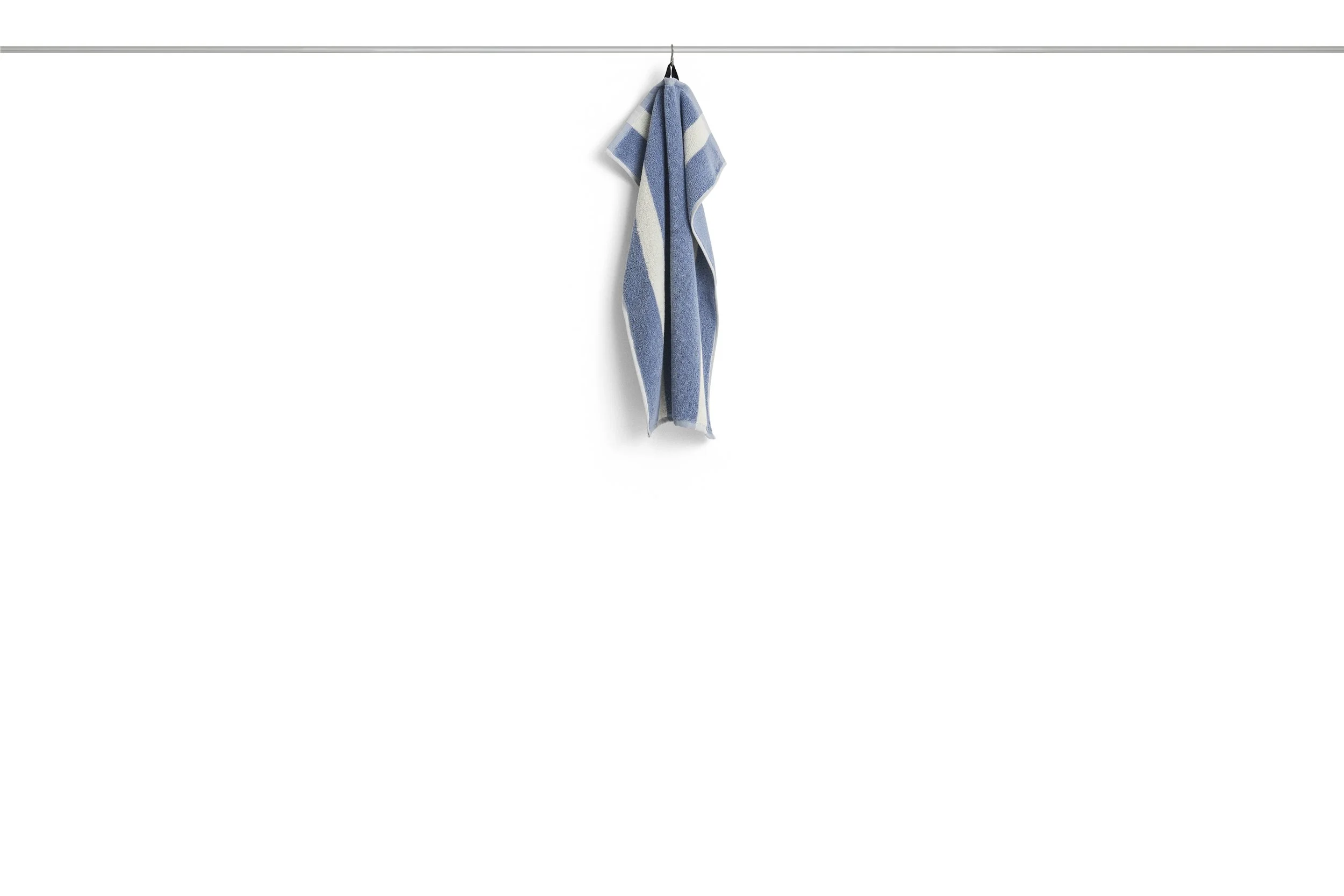 AF775-F641-AF89_Stripe Hand Towel dusty blue.jpg