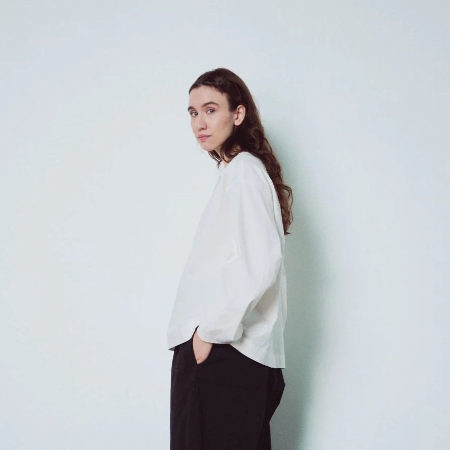 Muku SS26 - Cream Collarless Shirt