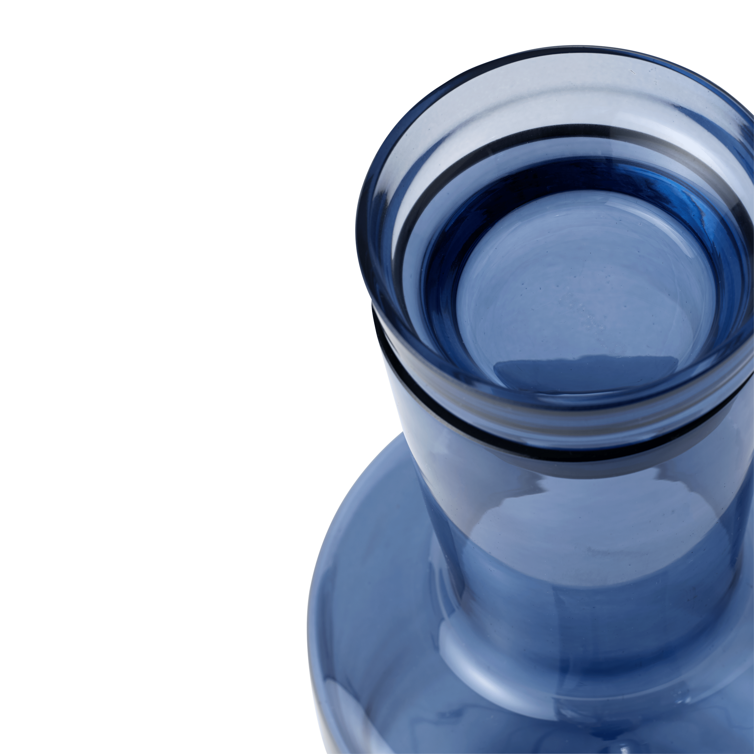 Raise-carafe-dark-blue-detail-Muuto-5000x5000-hi-res.png