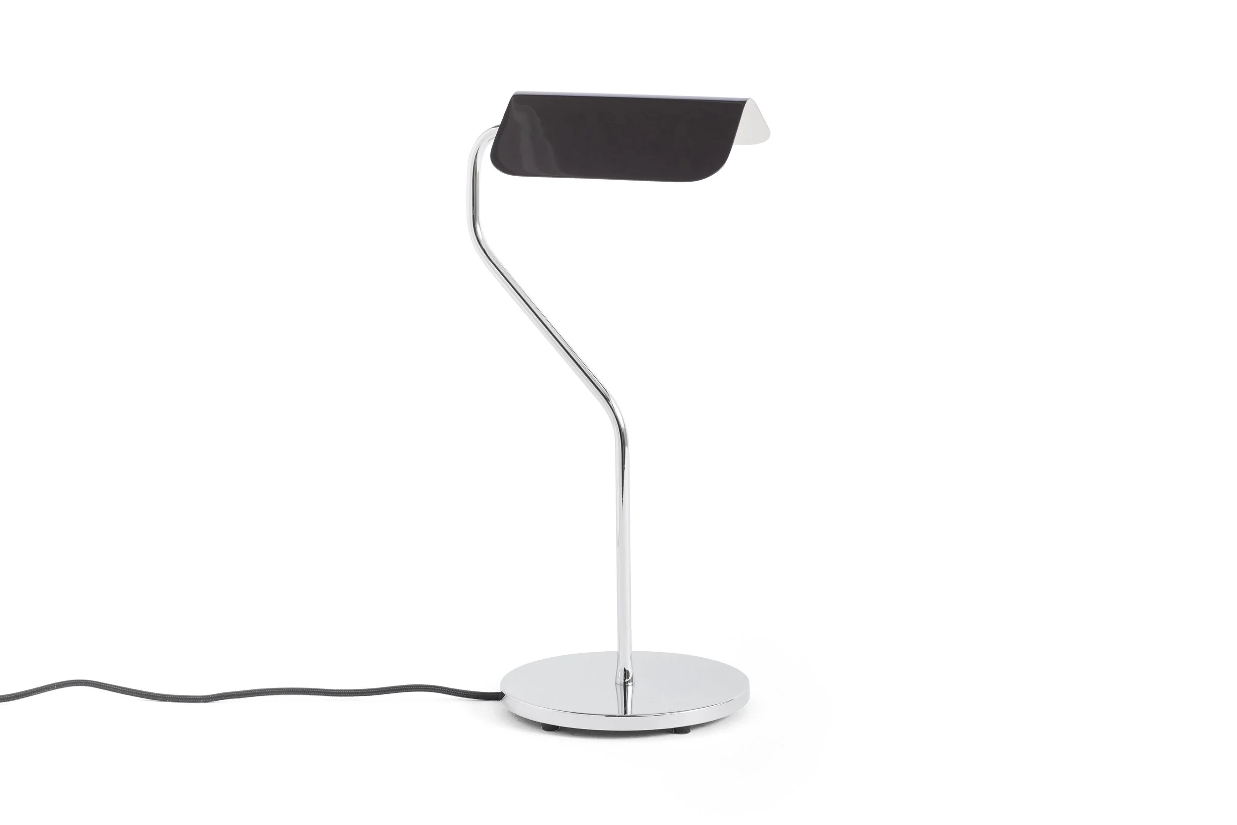 AD343-B526_Apex Table Lamp iron black.jpg