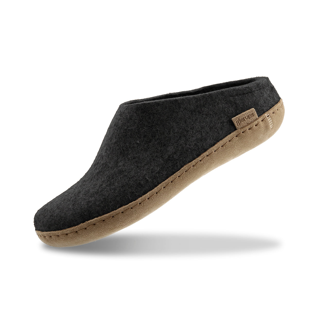 Slip-on_with_leather_sole-Slip-o.png