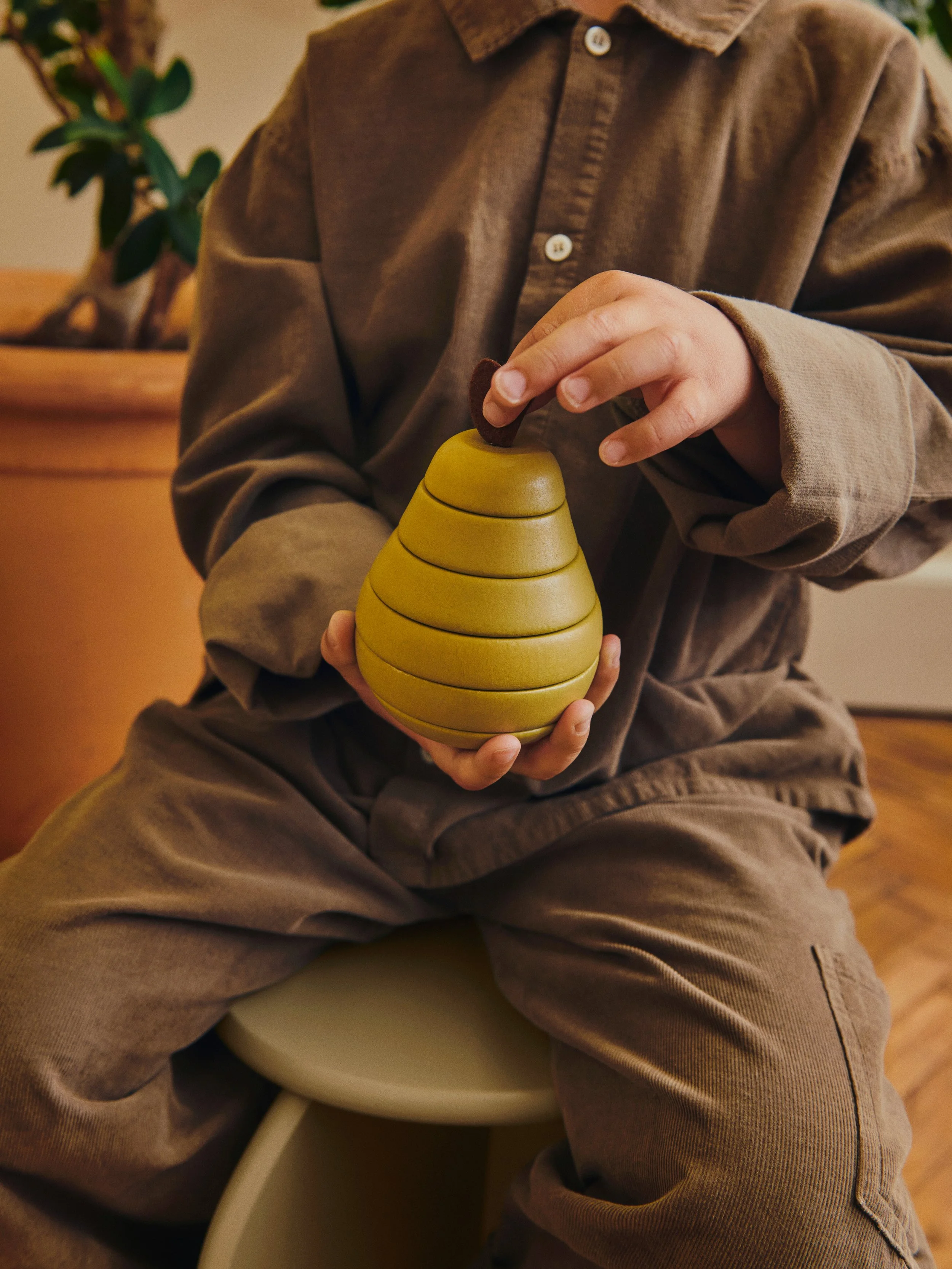 FermLiving_AW25_StackingAppleandPear_SetOf2_Multi_1104272363_3 (1).jpeg