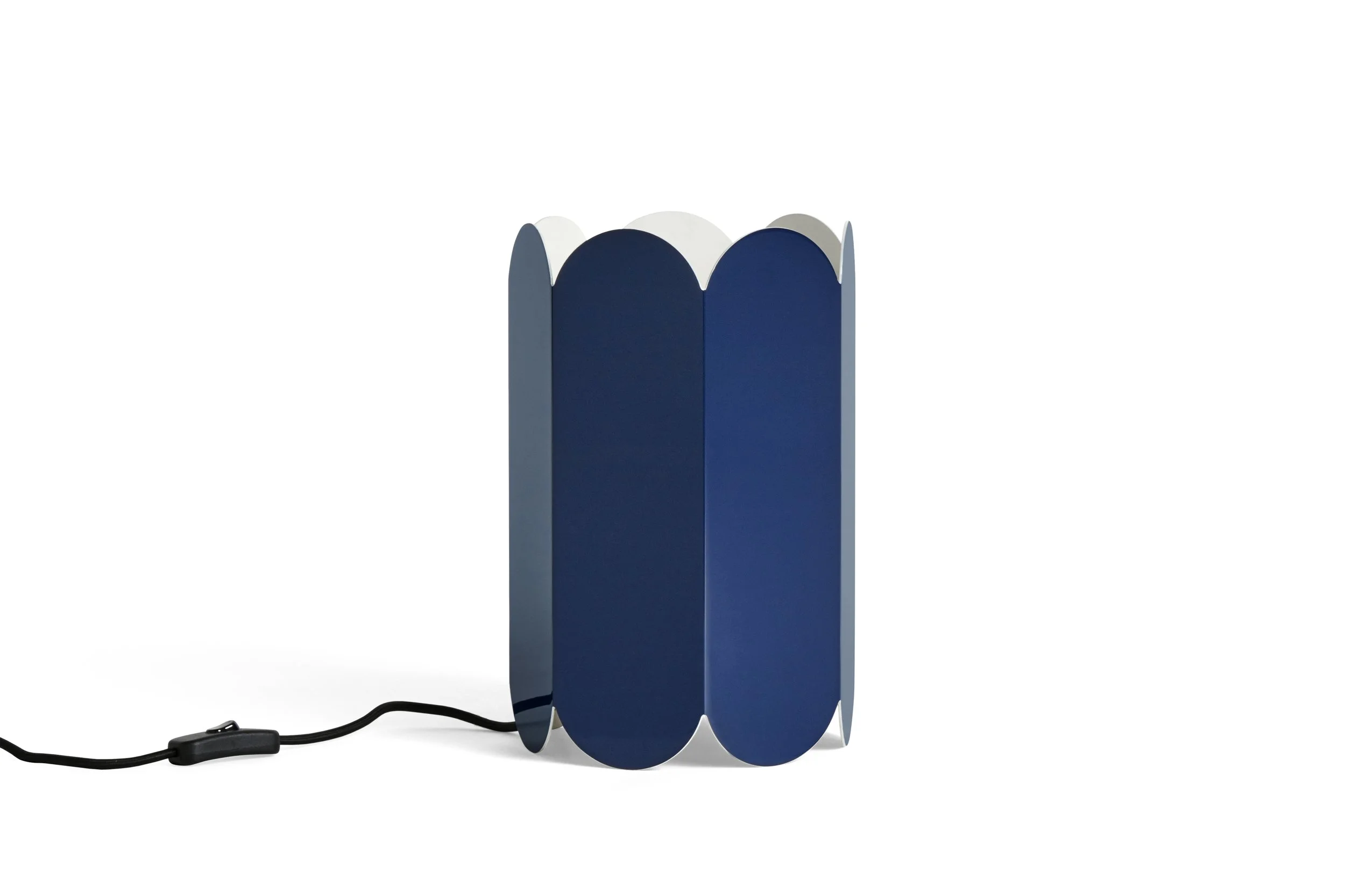 AB226-A838_Arcs Shade cobalt blue 02.jpg