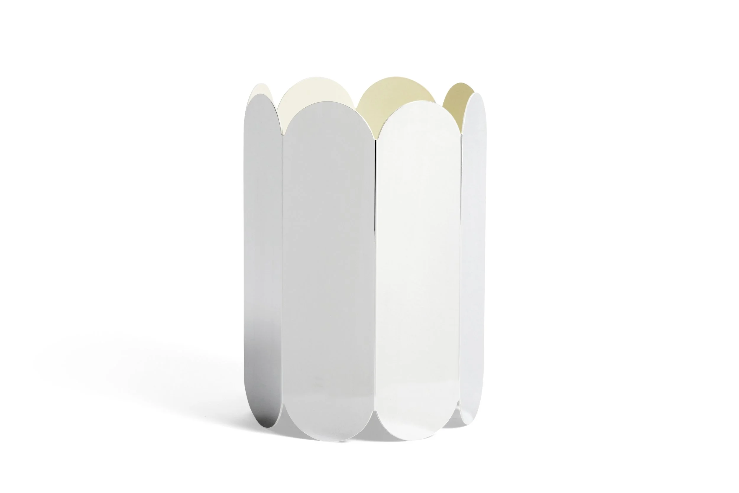 AE377-A603-AE88_Arcs Vase mirror_L.jpg
