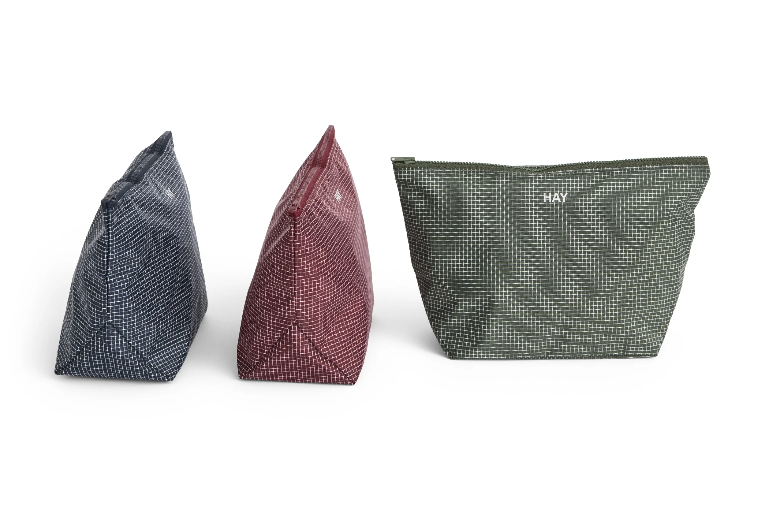 Grid Pouch M family.jpg
