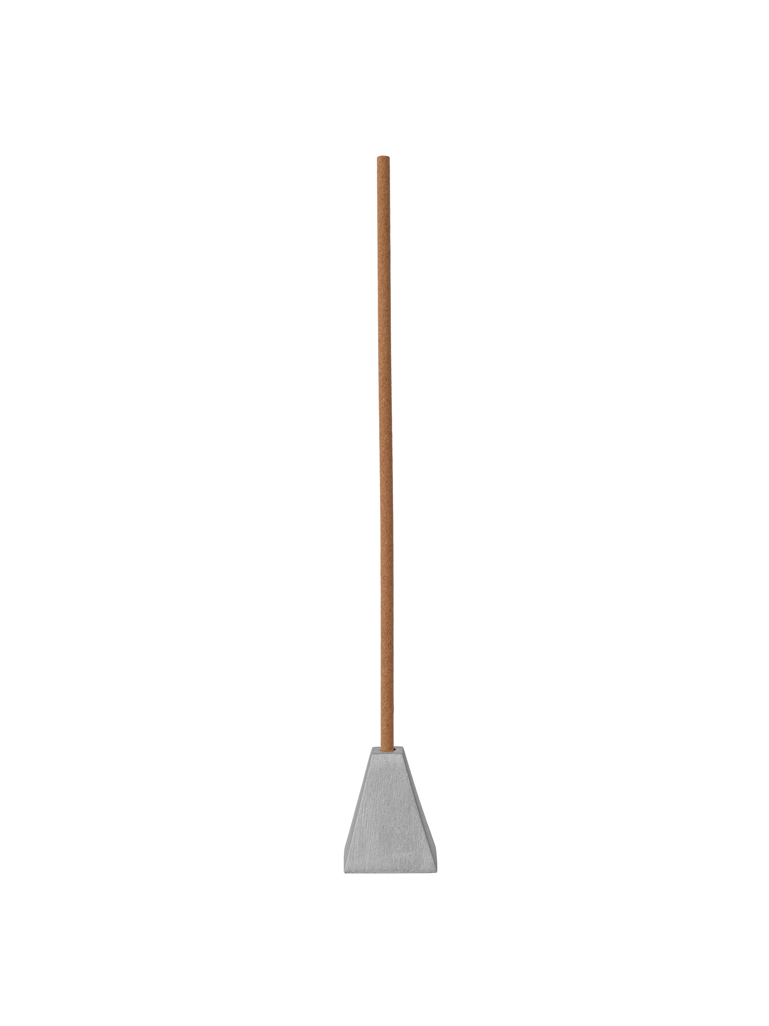FermLiving_SS26_PyraIncenseStickHolder_BrushedAluminium_1104273177_2.png