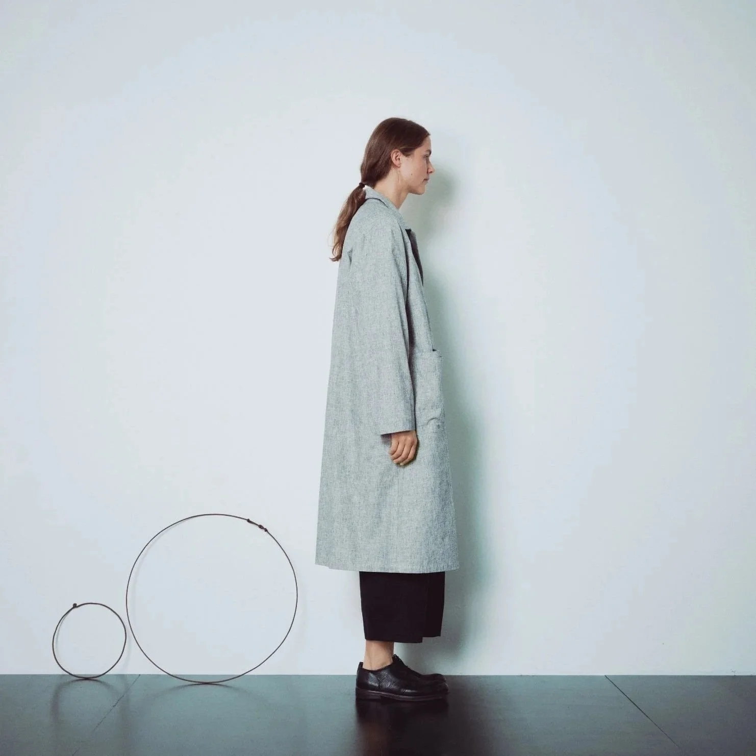 Muku SS26 - Light Grey Patterned Long Coat