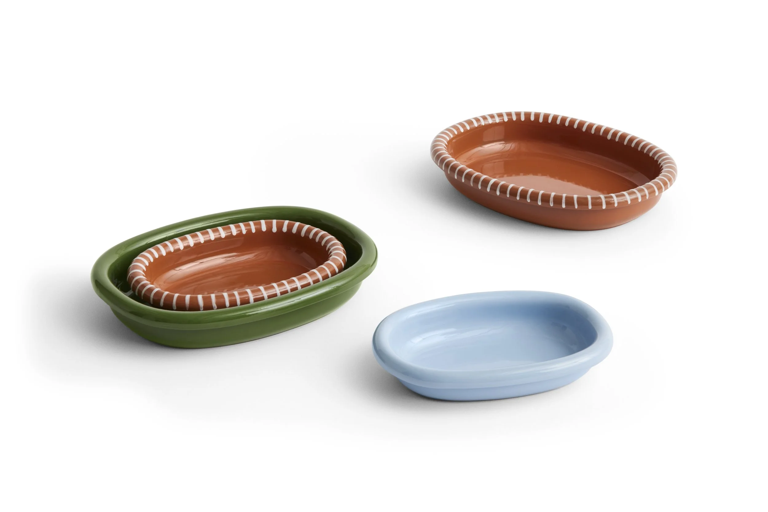 Barro Oval Dish family.jpg