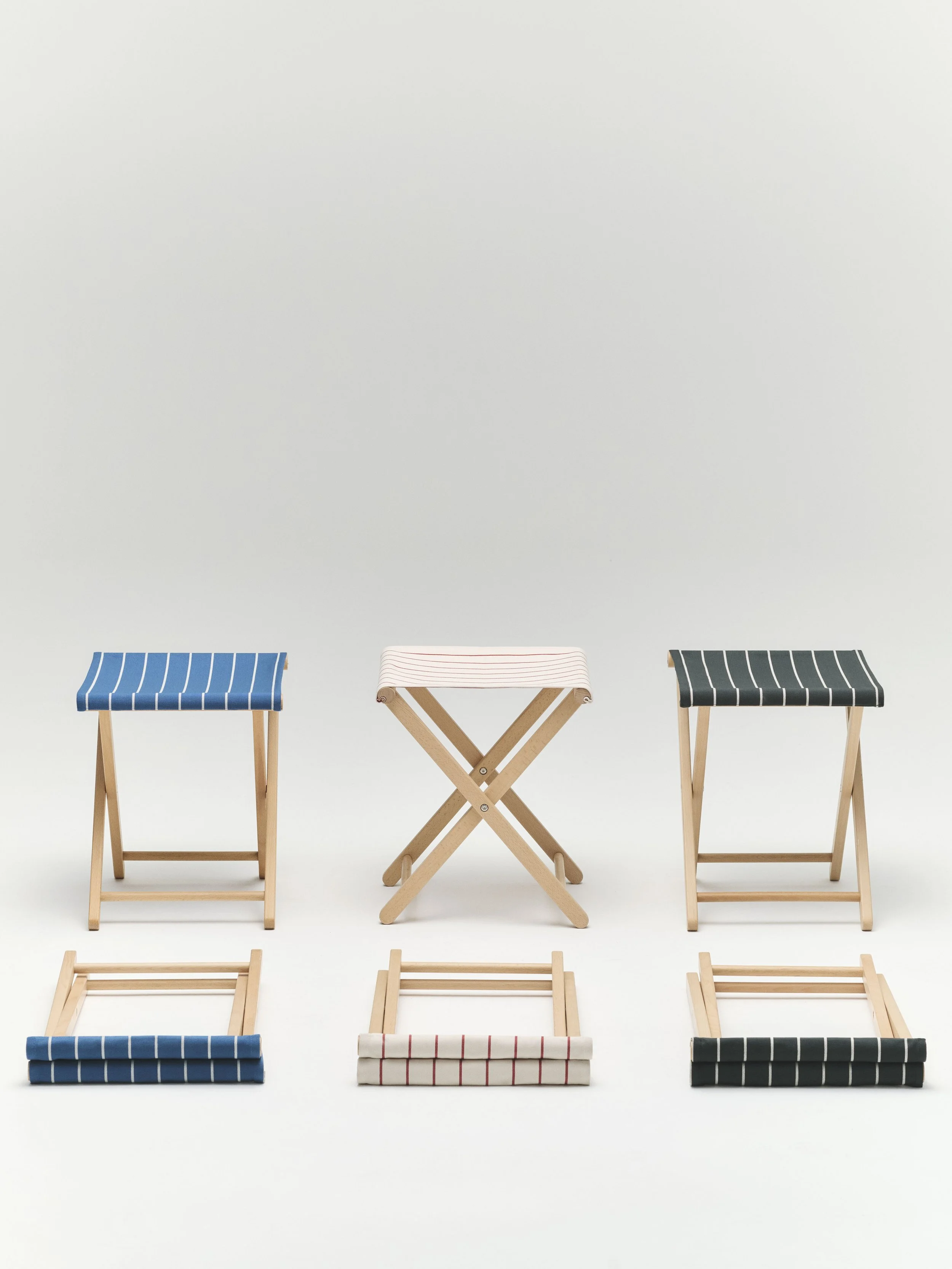 Outdoor Market Folding Stool family 01.jpg