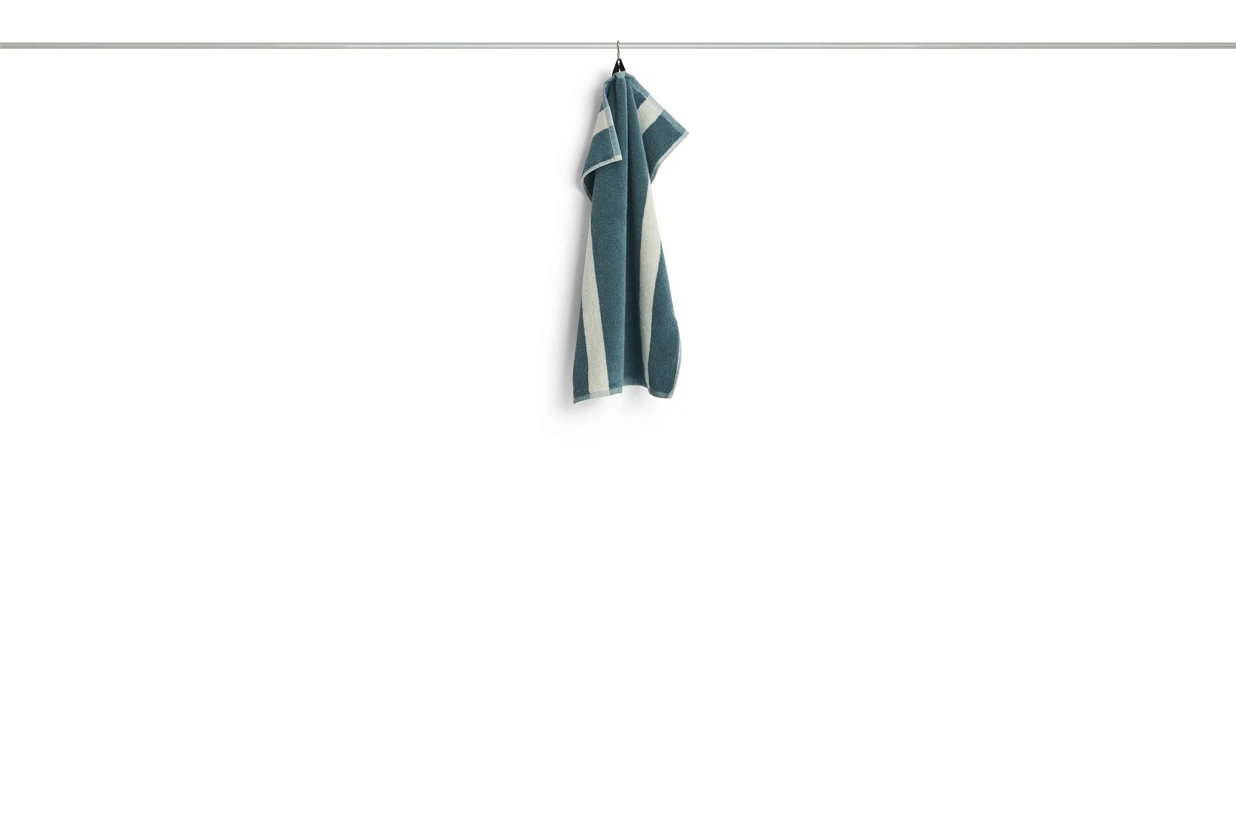 AF775-F641-AG27_Stripe Hand Towel petrol blue.jpg