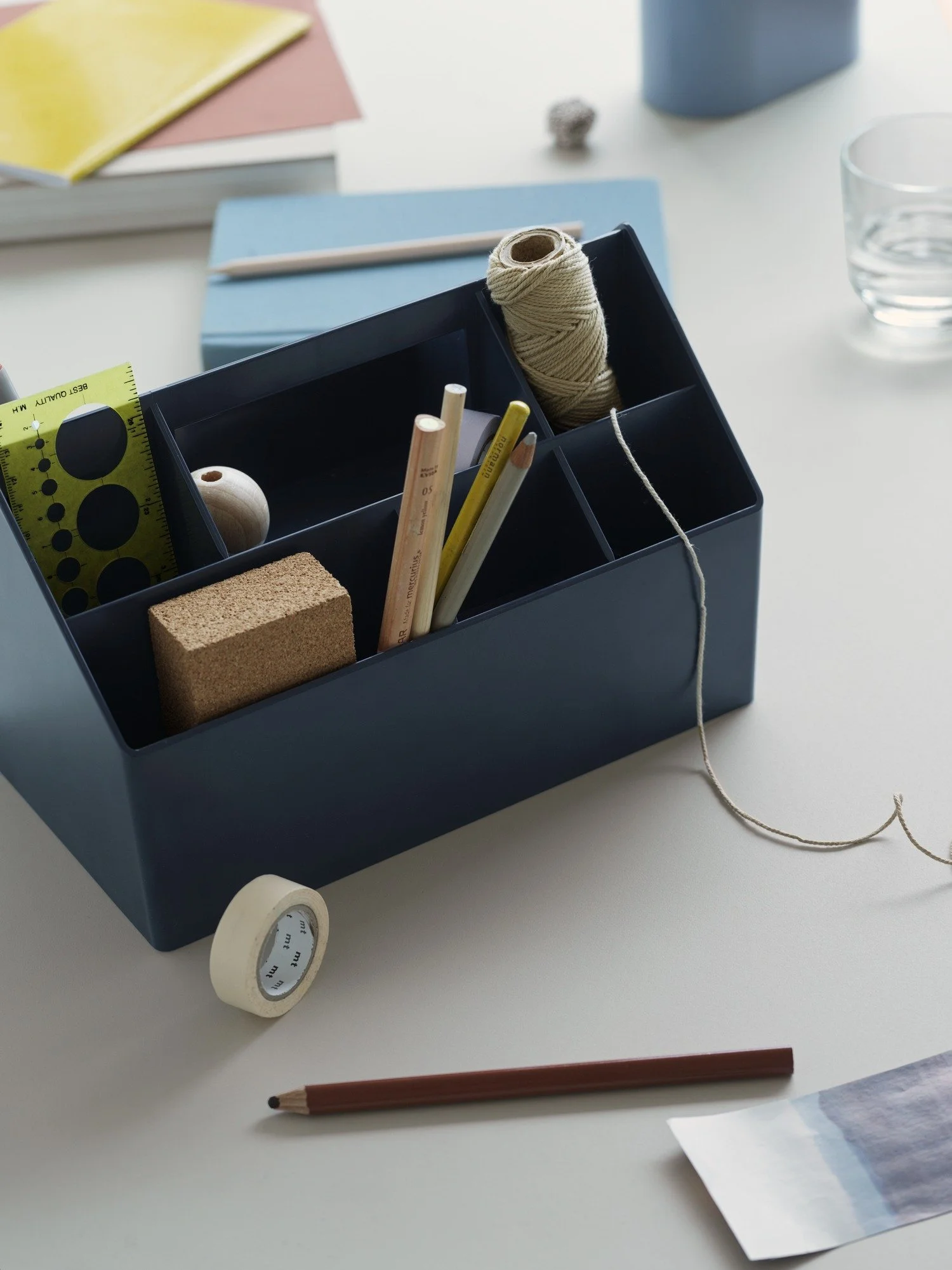 sketch-toolbox-midnight-blue-rai.jpg