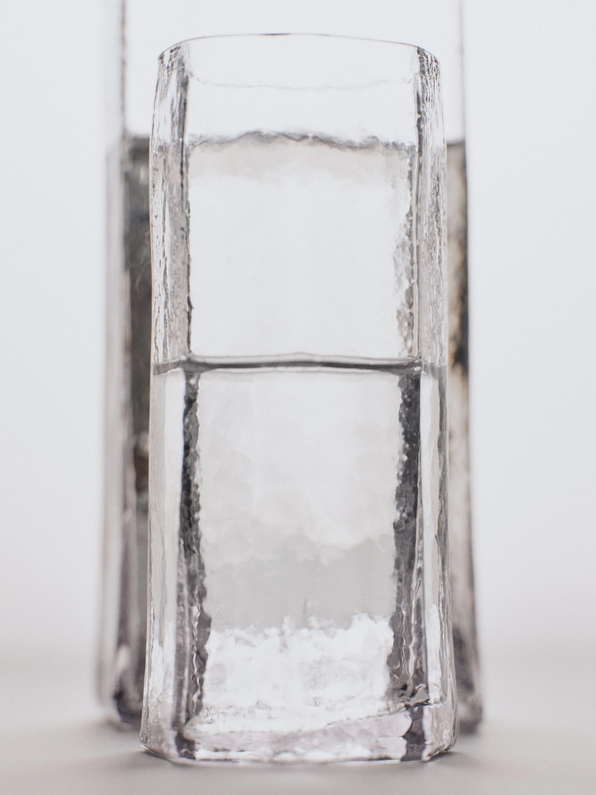 FermLiving_SS26_KiruCarafe_1104272988_KiruTallGlasses_1104272987 (1).jpg