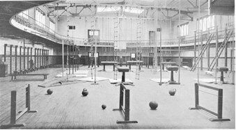 College City of New York Gym 1927.jpg