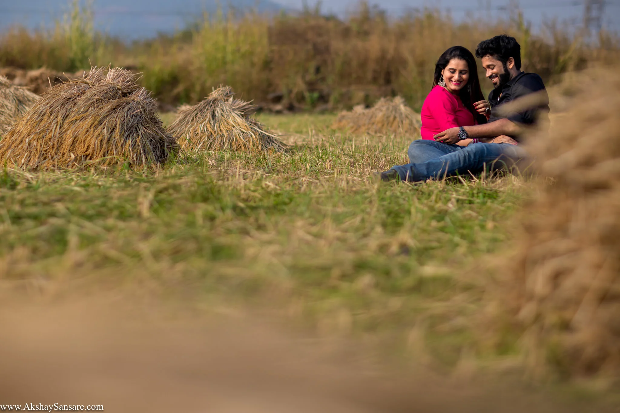 Priyanka x Sushank Pre-wedding Best Candid Photographer in Mumbai Akshay Sansare India(17).jpg