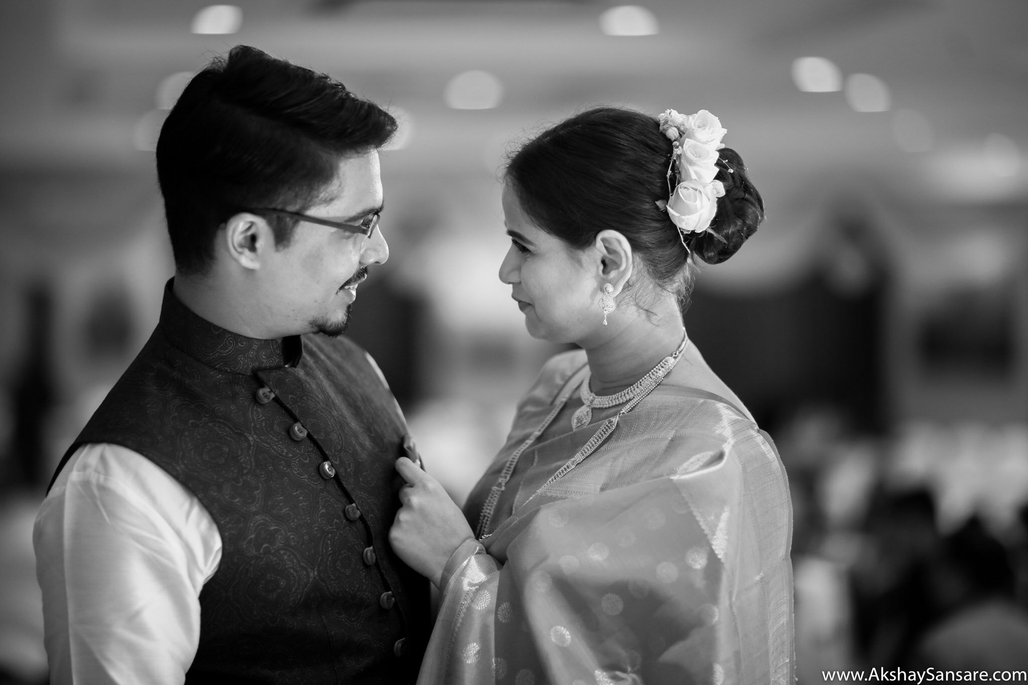 Rutu x Gaurang Engagement Akshay Sansare Photography Candid Photographer based in Mumbai best India Cinematic Wedding Films_-6.jpg