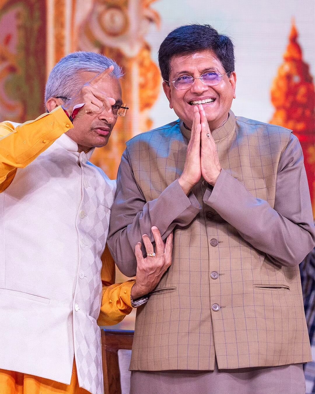 It&rsquo;s been a pleasure capturing,
Shri Digambar Jinbimb Panchkalyanak
Pratishtha Mahotsav At Songad.
in presence of Hon. Minister of Commerce &amp; Industry @piyushgoyalofficial and Hon Chief Minister of Gujarat @bhupendrapbjp
#songadh
#shridigam