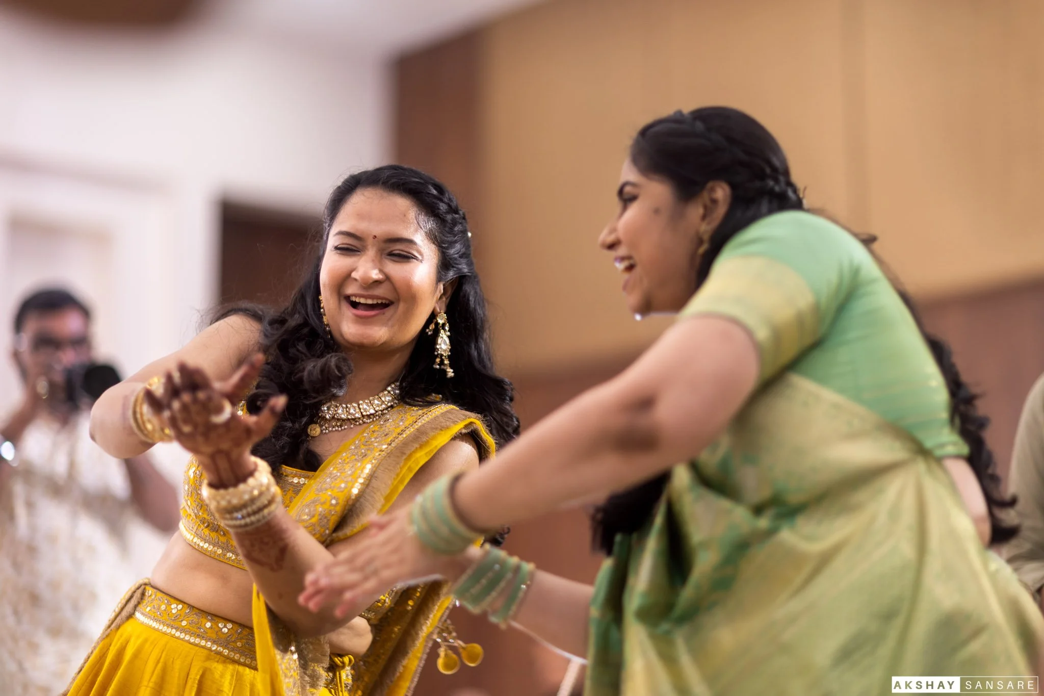 Dhaval x Apeksha cwm Akshay Sansare Photography & Films-20.jpg