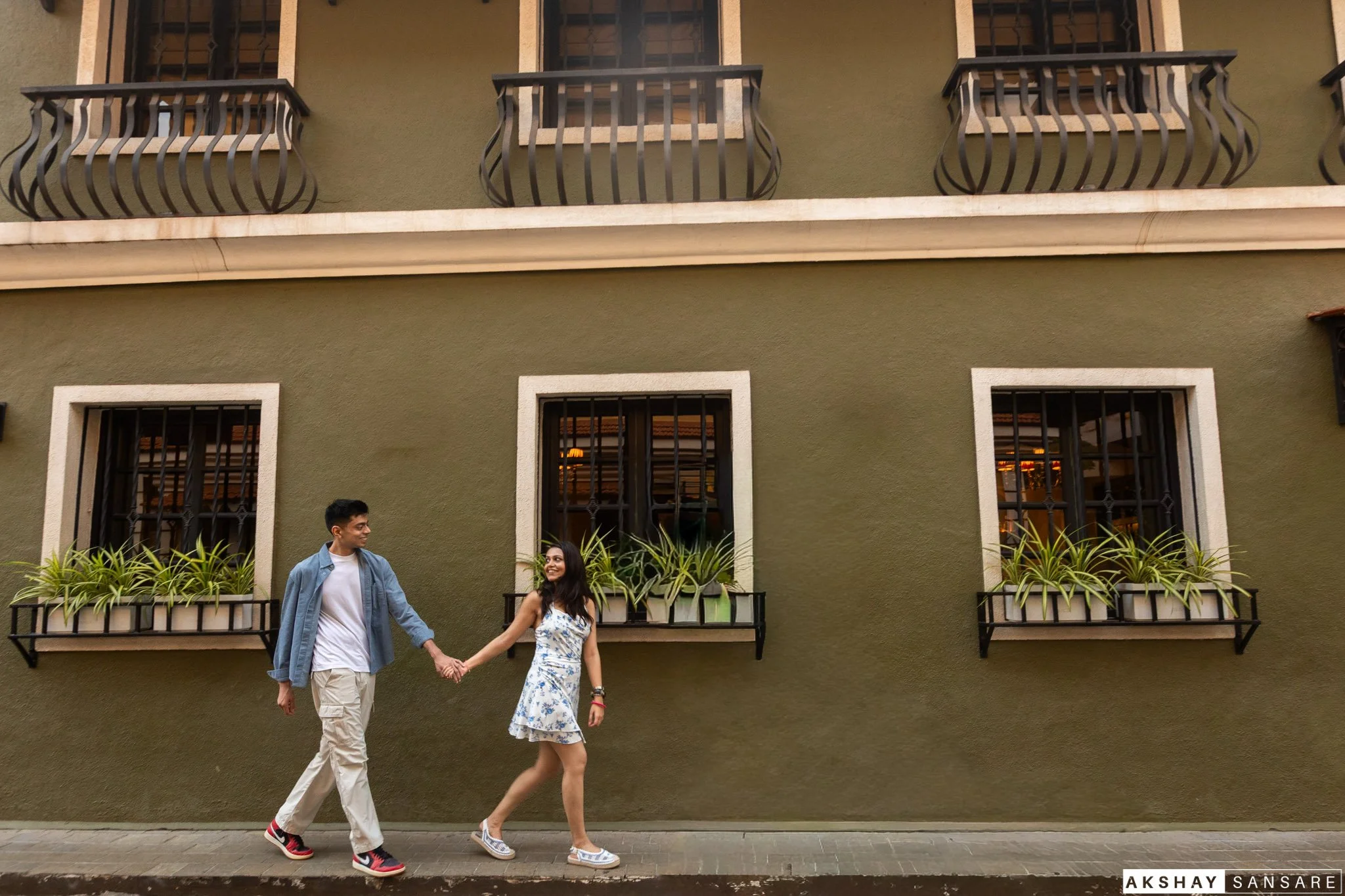Neel x Devangi Pre Wedding Aksahy sansare Photography - Compressed-17.jpg