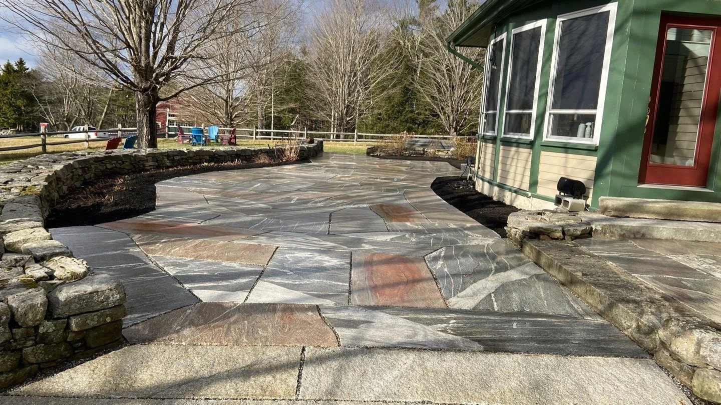 Irregular Flagstone Patio