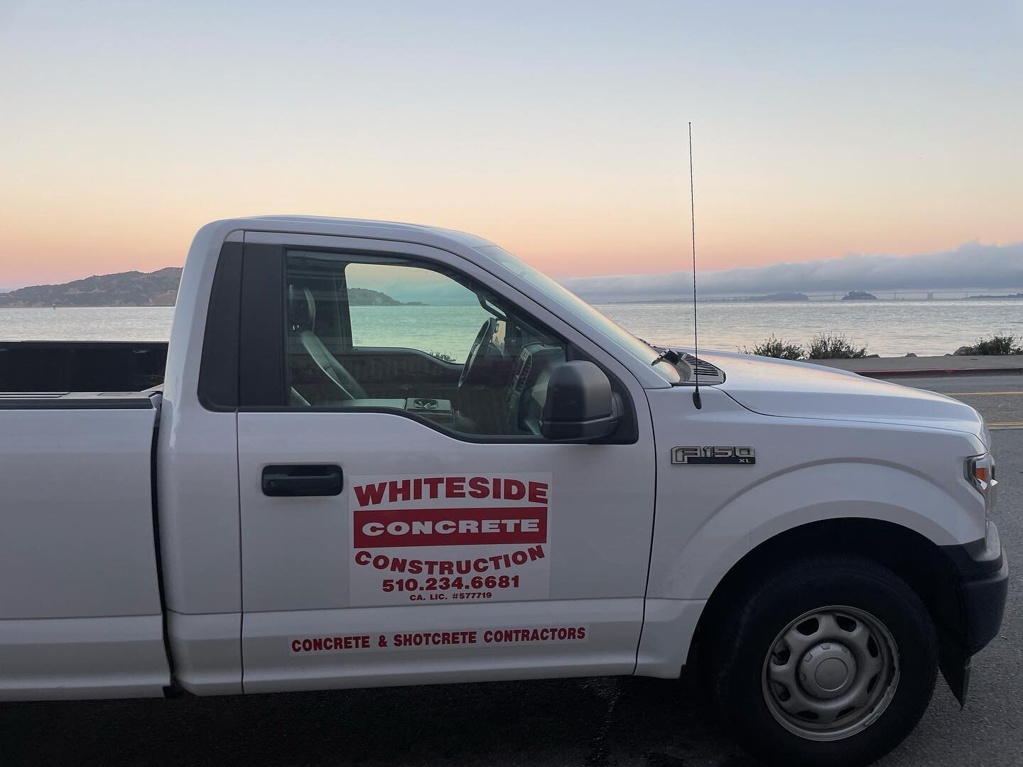 Look on the bright side&mdash;it&rsquo;s almost the weekend! #construction #trucks #views #truck #view #beautiful #concrete #concreto #safety