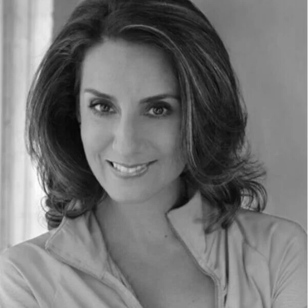 Alycea Ungaro, Owner Alycea Ungaro's Real Pilates A published authority on fitness and wellness and a pioneer of the Pilates method, Alycea Ungaro brought some of the very first mat Pilates classes to NYC. Both the method and Alycea built a devoted following as people flocked to her classes. Her best selling titles followed including; Pilates: Body in Motion , The Pilates Promise and The Pilates Practice Companion .