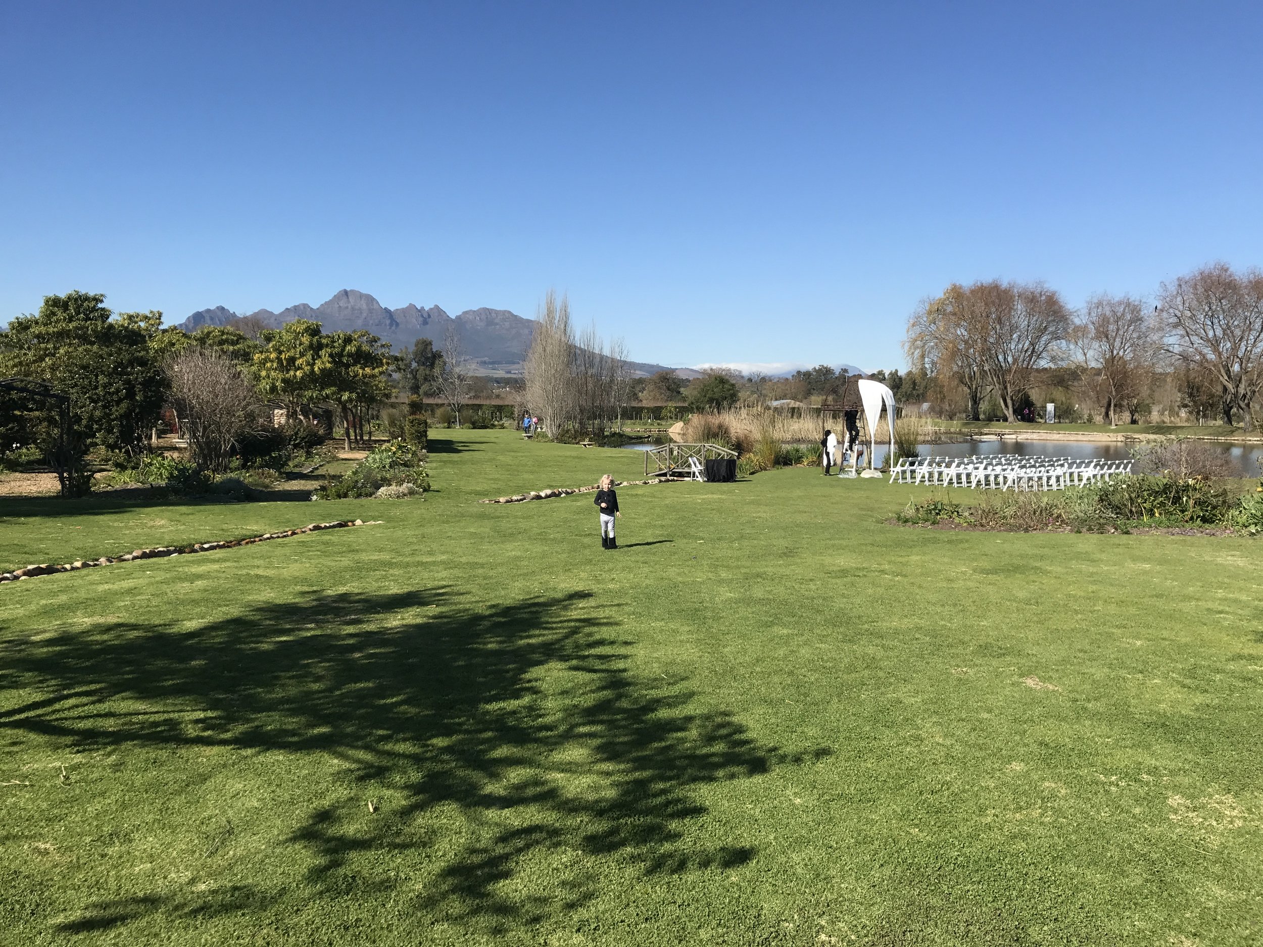 Gorgeous views of the Helderberg and why not tie the knot here? 