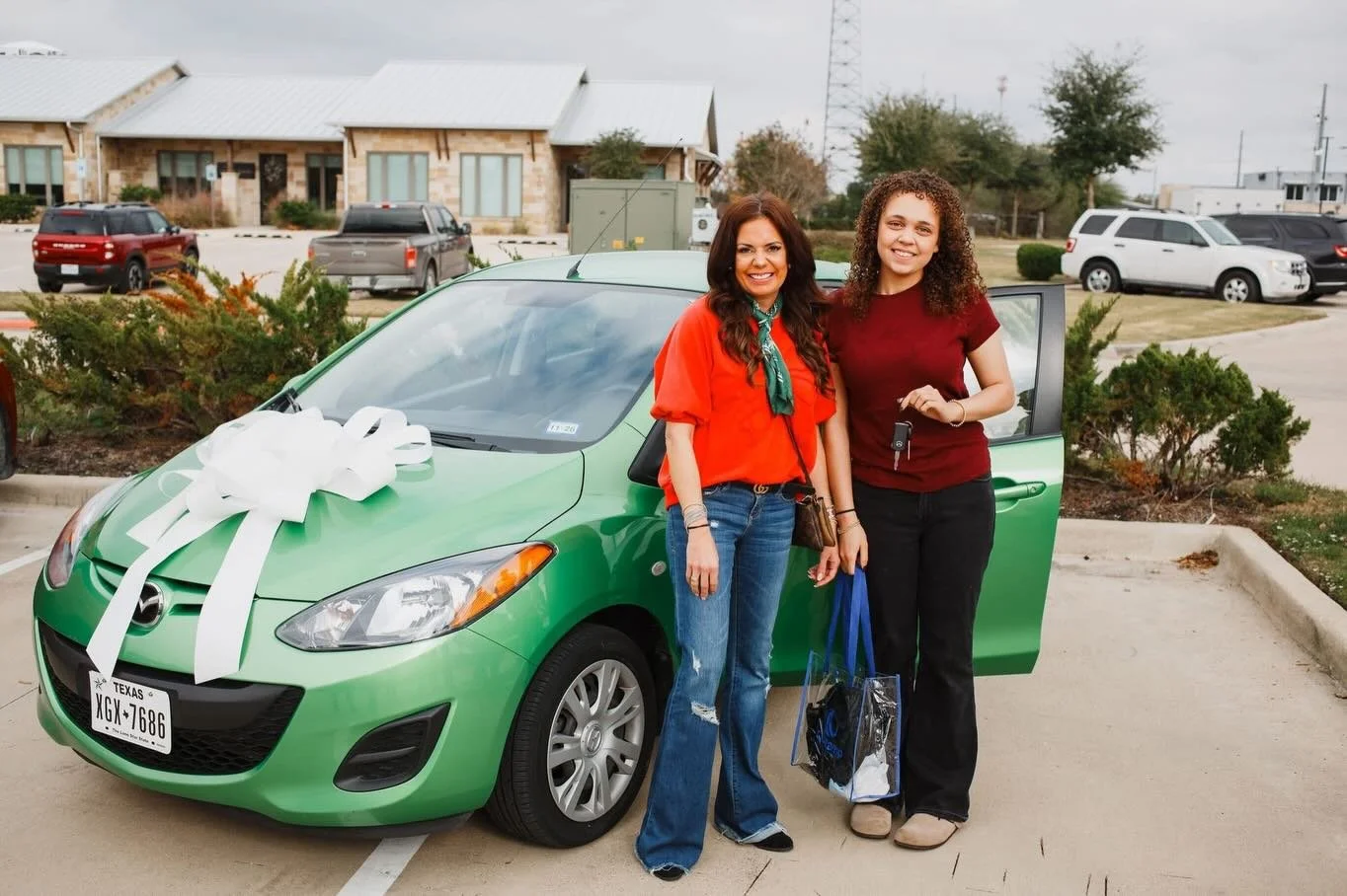 This is one of the greatest OnRamp stories we&rsquo;ve ever shared.

Meet Aliyah, our 256th client&mdash;ranked 7th in her class at 
@bryan.isd Collegiate High School, graduating with 60 college hours complete. Six months ago, she was homeless.

Afte