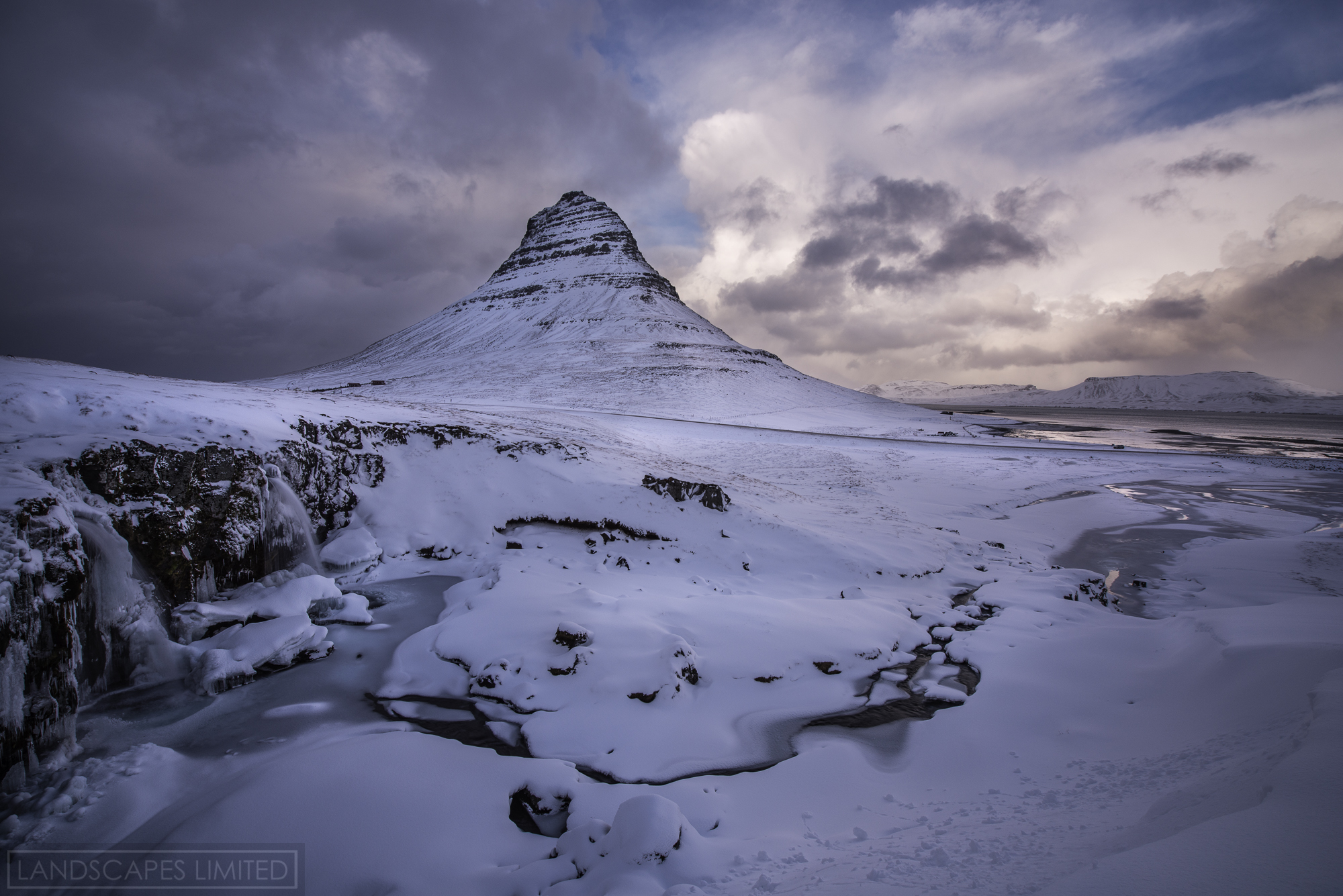Kirkjufell (1 of 1).jpg