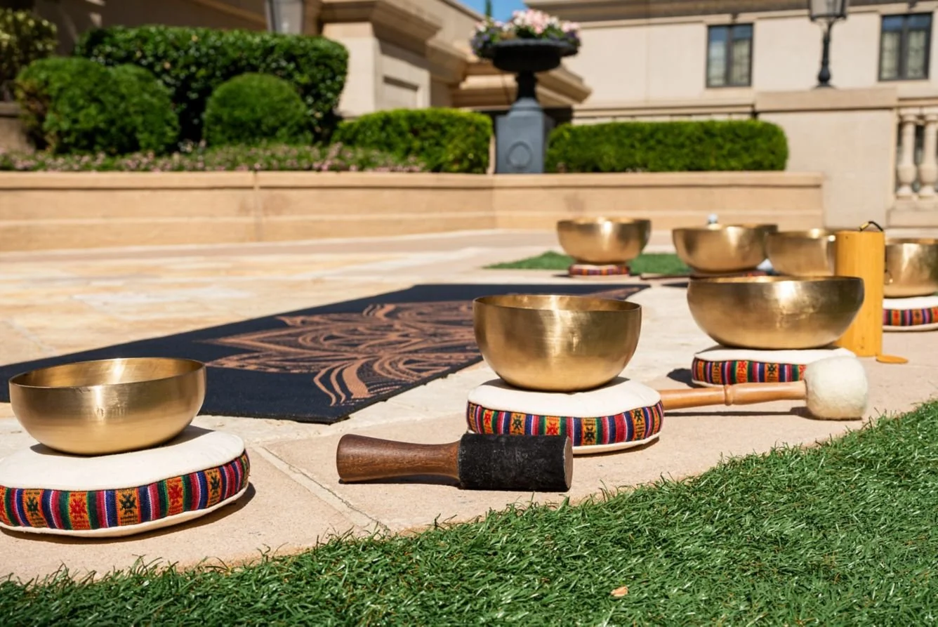 xr-atlxr-singing-bowls-40521_Classic-Hor.jpeg
