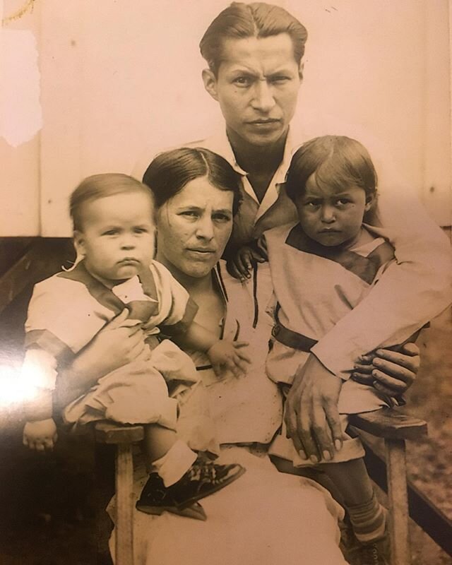 This is the youngest picture I&rsquo;ve seen of my grandparents (Dad&rsquo;s parents), taken c. 1934/1935. My grandpa was 40ish, my grandma was 22 (yes), and it was the middle of the Great Depression. The babies are my Uncle Jack (left) and Aunt Esth