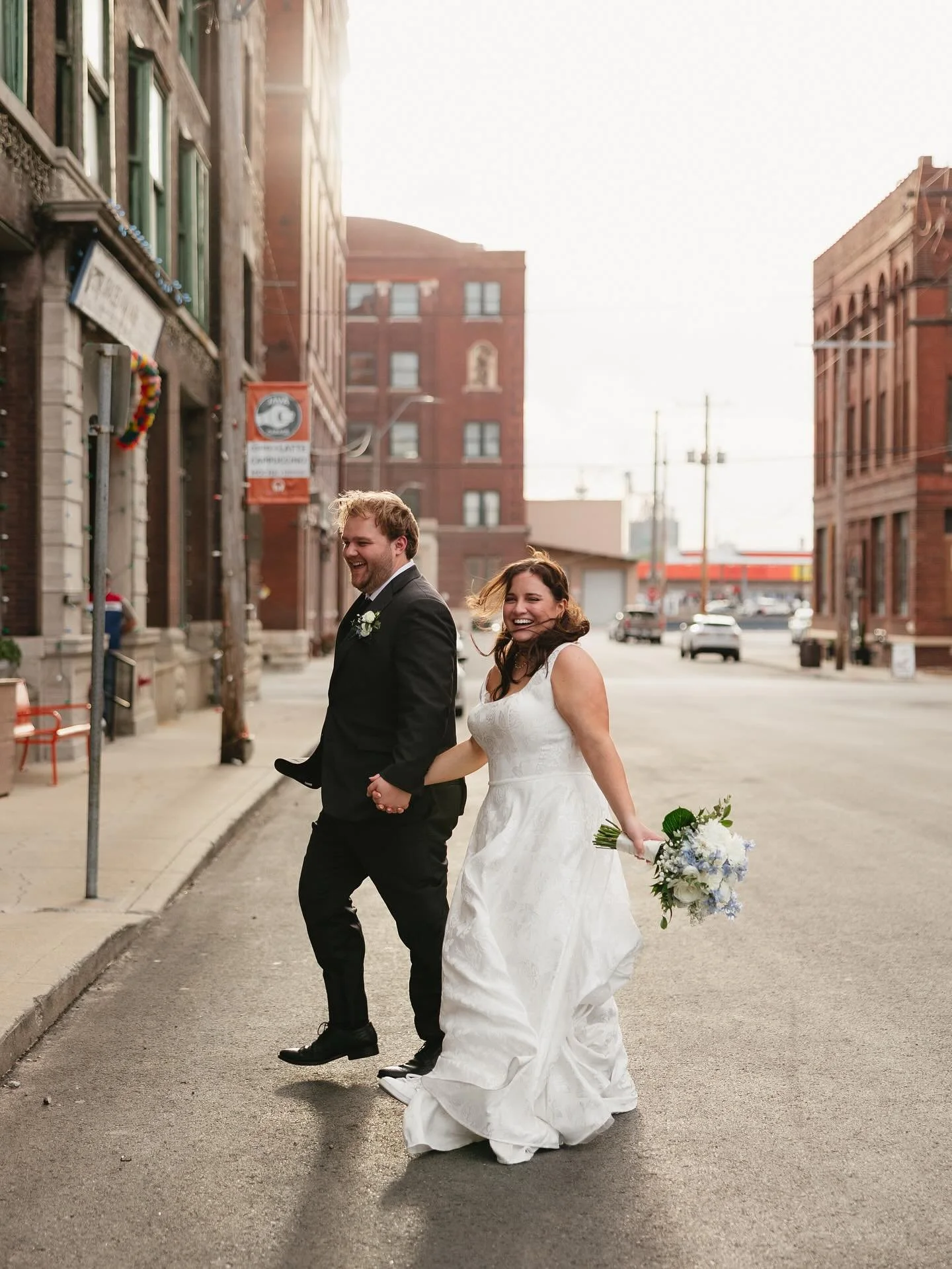 If you thought a little wind would keep me Audrey and Parker from doing sunset photos you were dead wrong 😤 

Also hi I&rsquo;m back :) I technically had 5 sessions and a wedding while I was out of the country so I appreciate your patience with me w