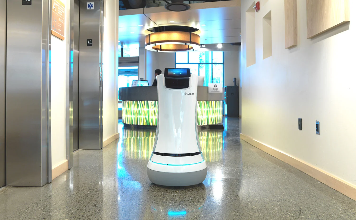 The SaviOne robot delivers items to hotel guests. It was created in part using Design Sprints. (This photo is owned by Savioke , the firm that designed the SaviOne robot in the picture).
