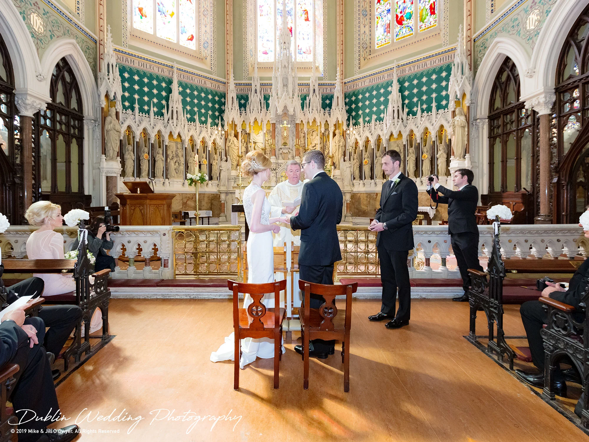 wedding-photographers-dublin-luttrellstown-castle-2016-14.jpg