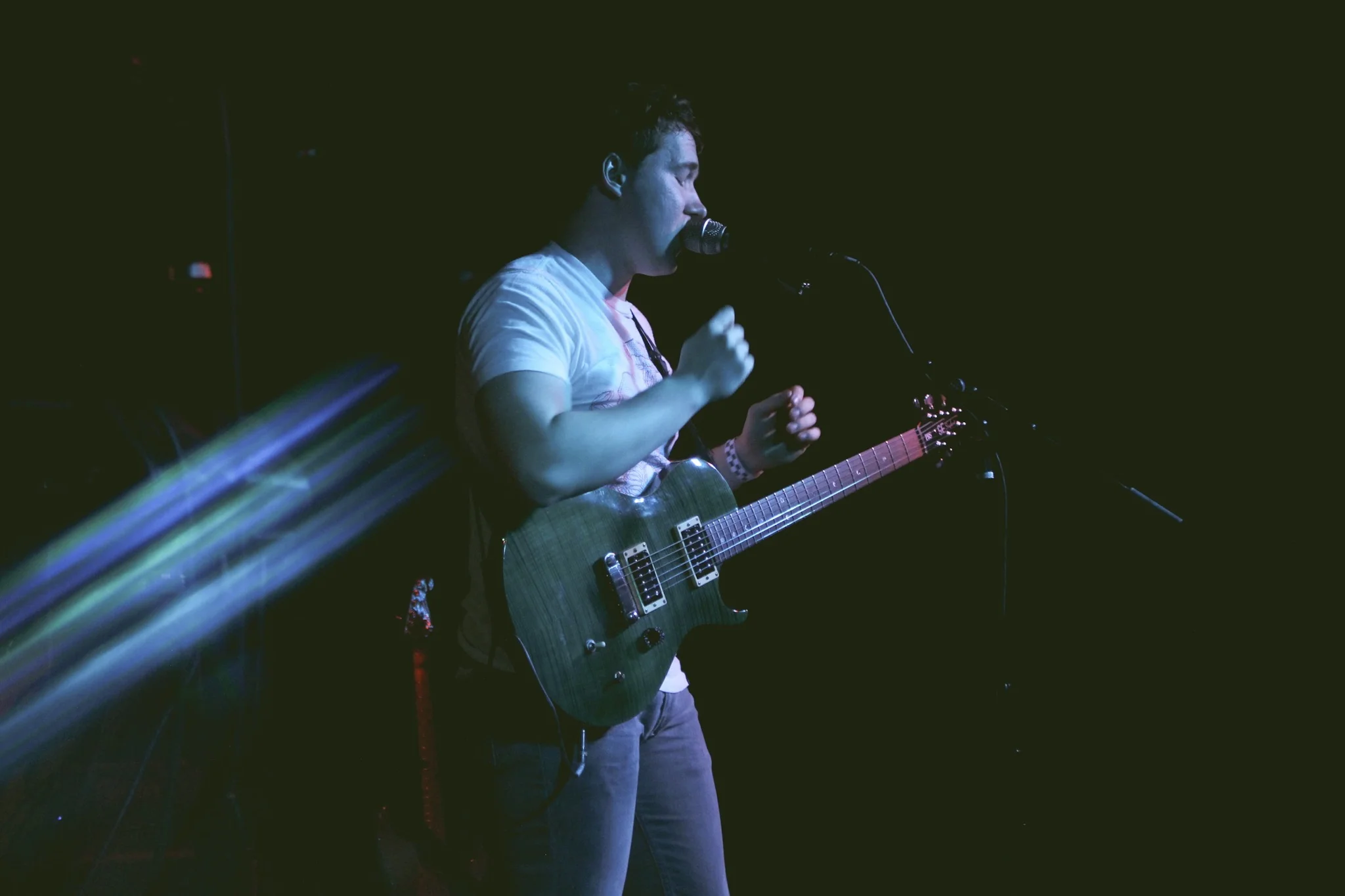 Live Music: Captain Kidd