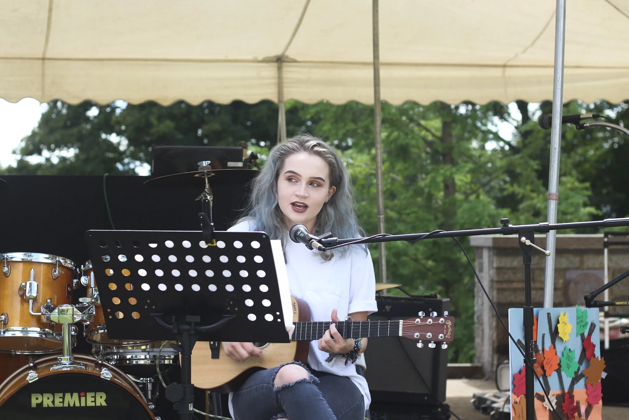 Live Music: Sophie Sand