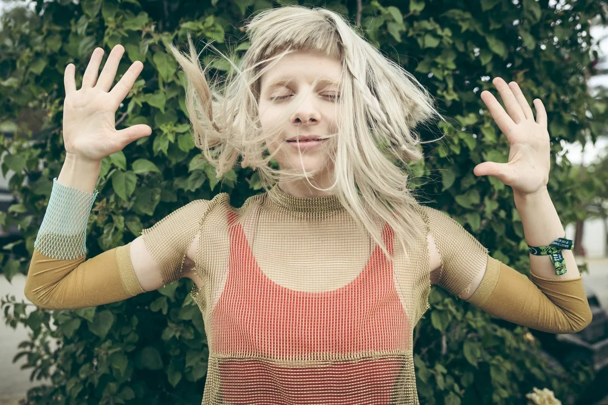 Review: Queendom by Aurora