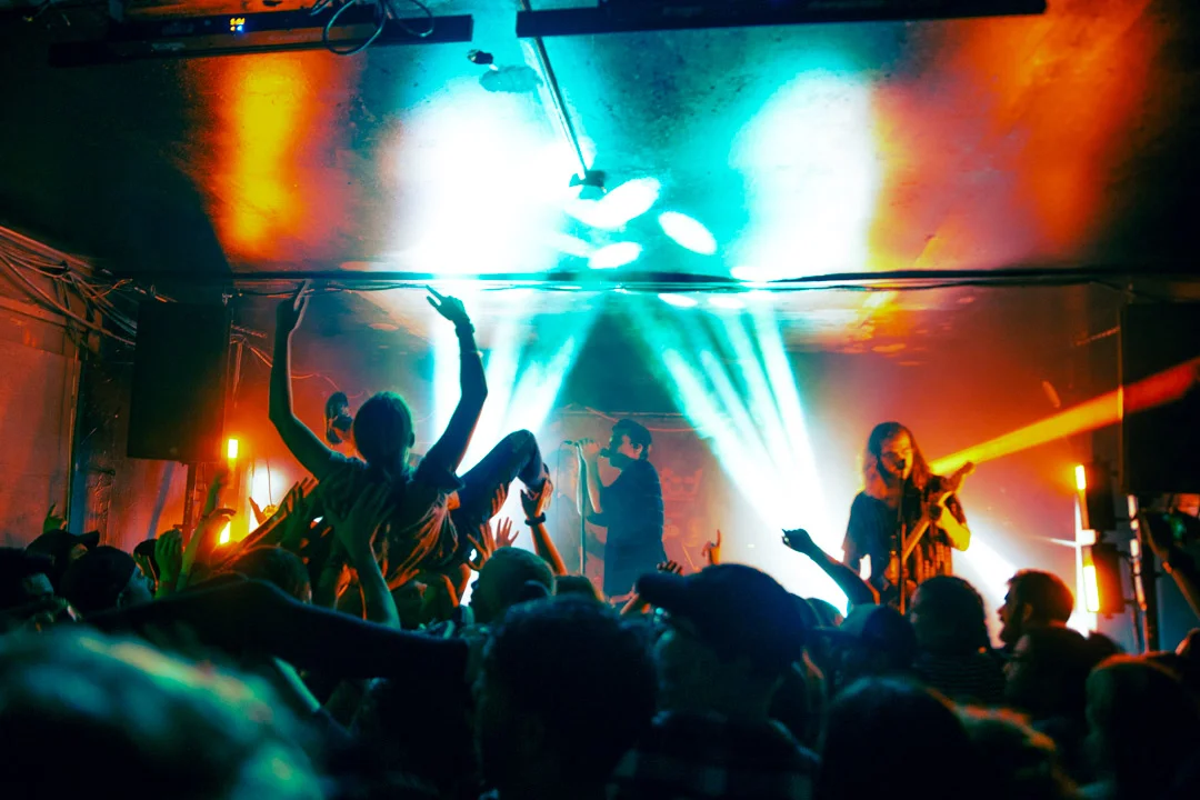 Live Music: Belmont &amp; Grayscale