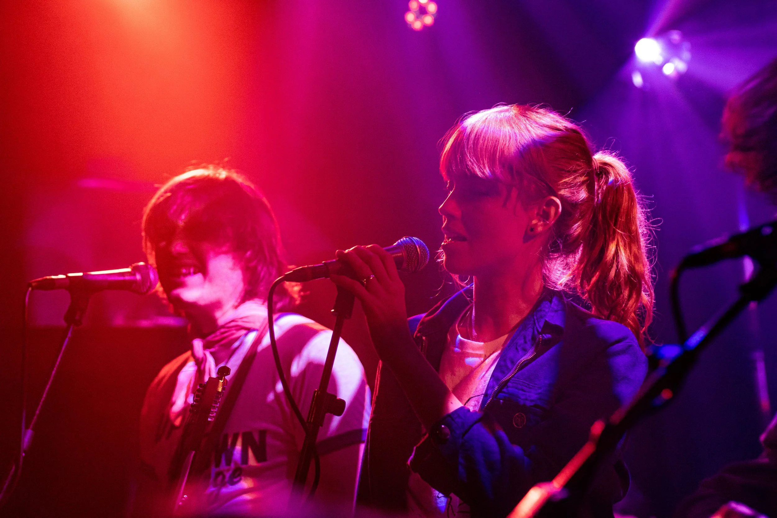 Live Music: Oracle Sisters