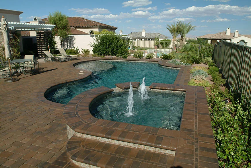 geometric_pool_32_copy1.jpg