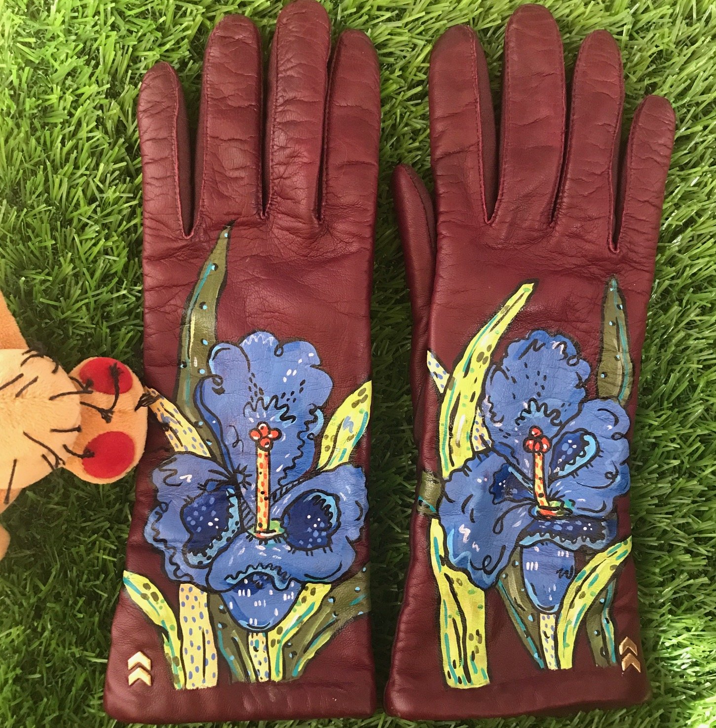 "Blues Winter Garden" Gloves