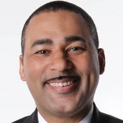 ANDREW HUMPHREY HEADSHOT WHT Square.jpg